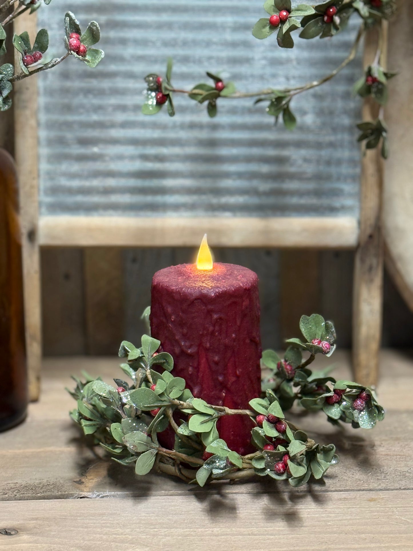 Candle Ring, 4.5" Inner Ring, GREEN LEAF & RED BERRY