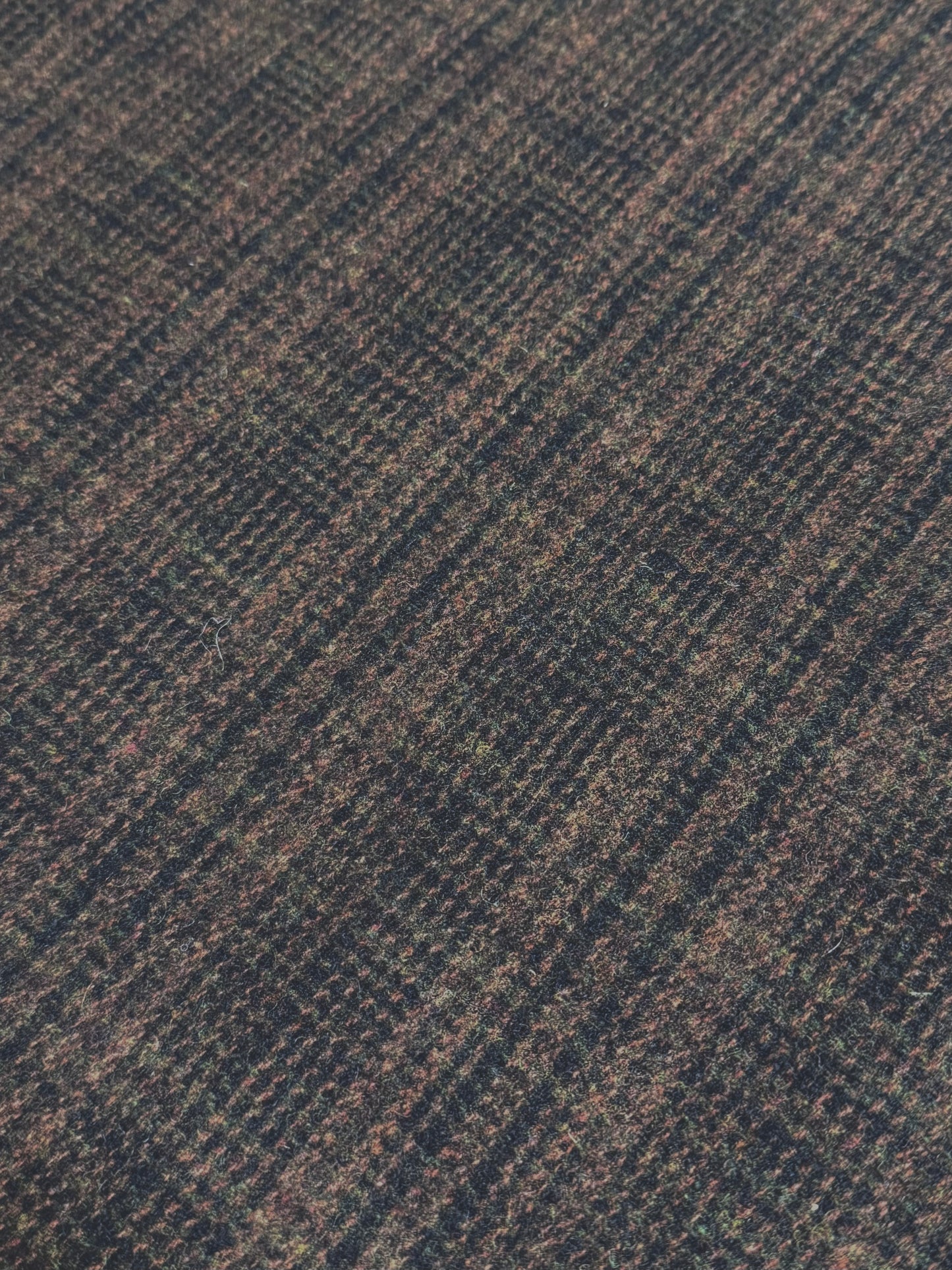 MOUNTAIN TRAIL, Wool