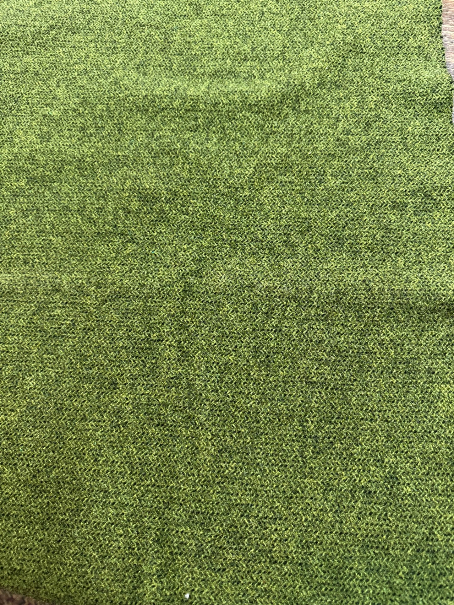 GREEN ZINGER, Wool