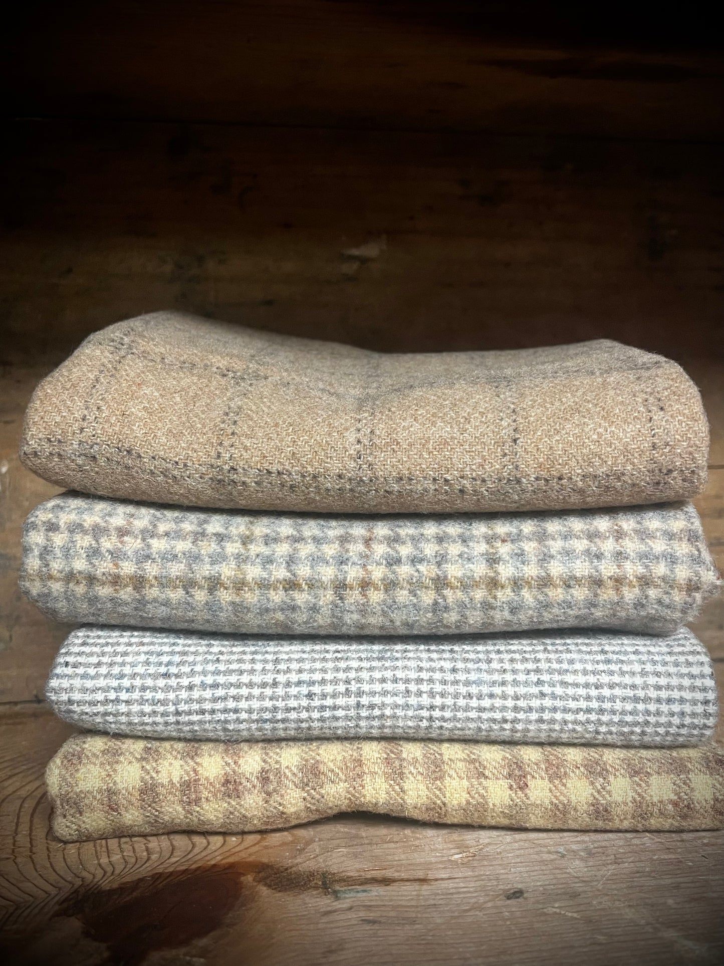 Wool Bundle, Unwashed, NEUTRALS