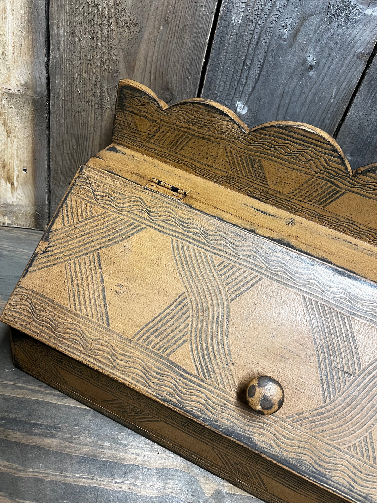 Table Box, Slanted, PUMPKIN W/ X PATTERN