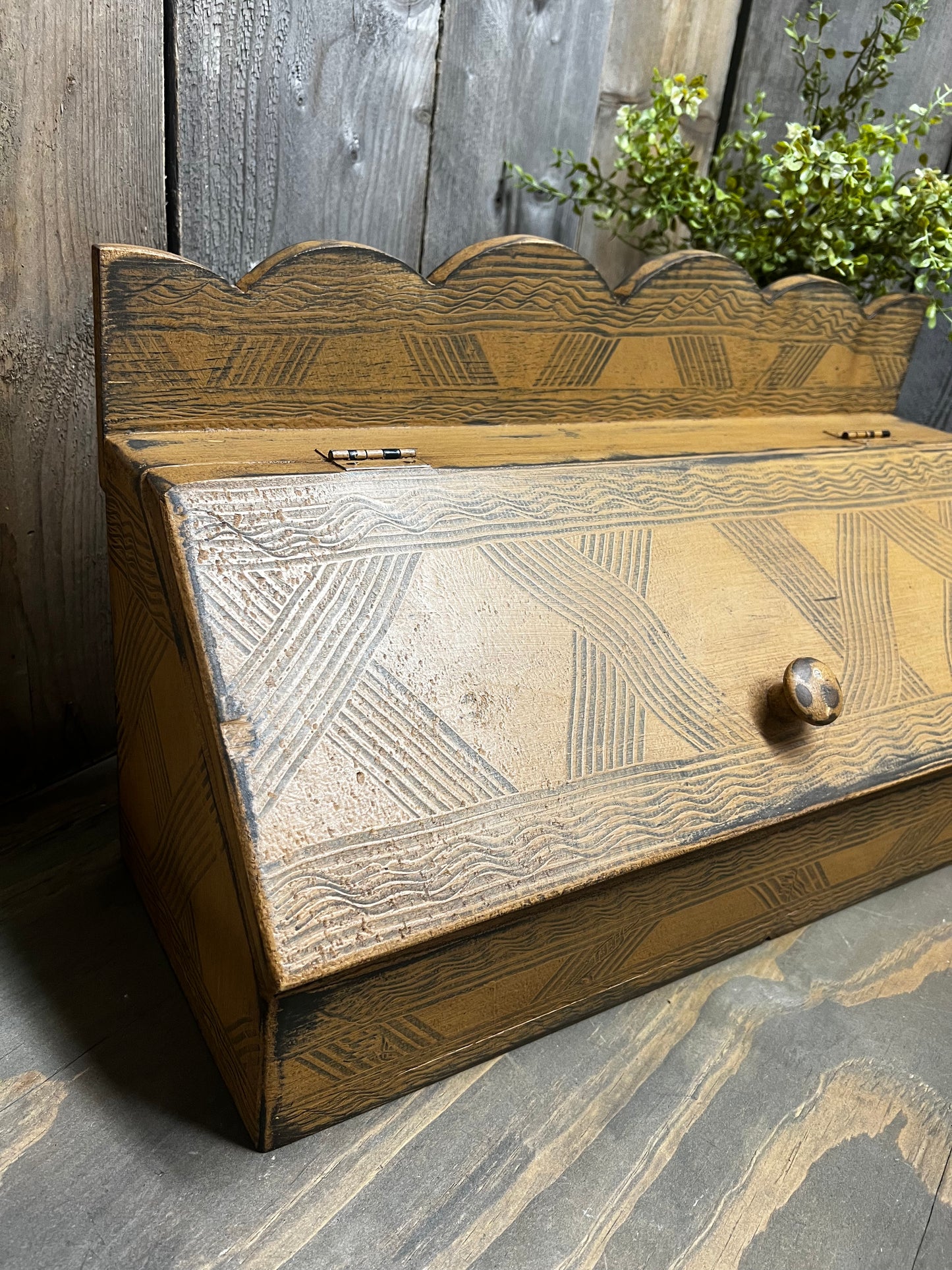 Table Box, Slanted, PUMPKIN W/ X PATTERN