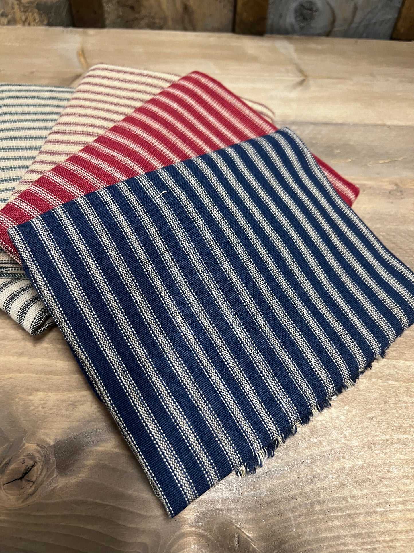 BUNDLE, Homespun Fabric, Assorted