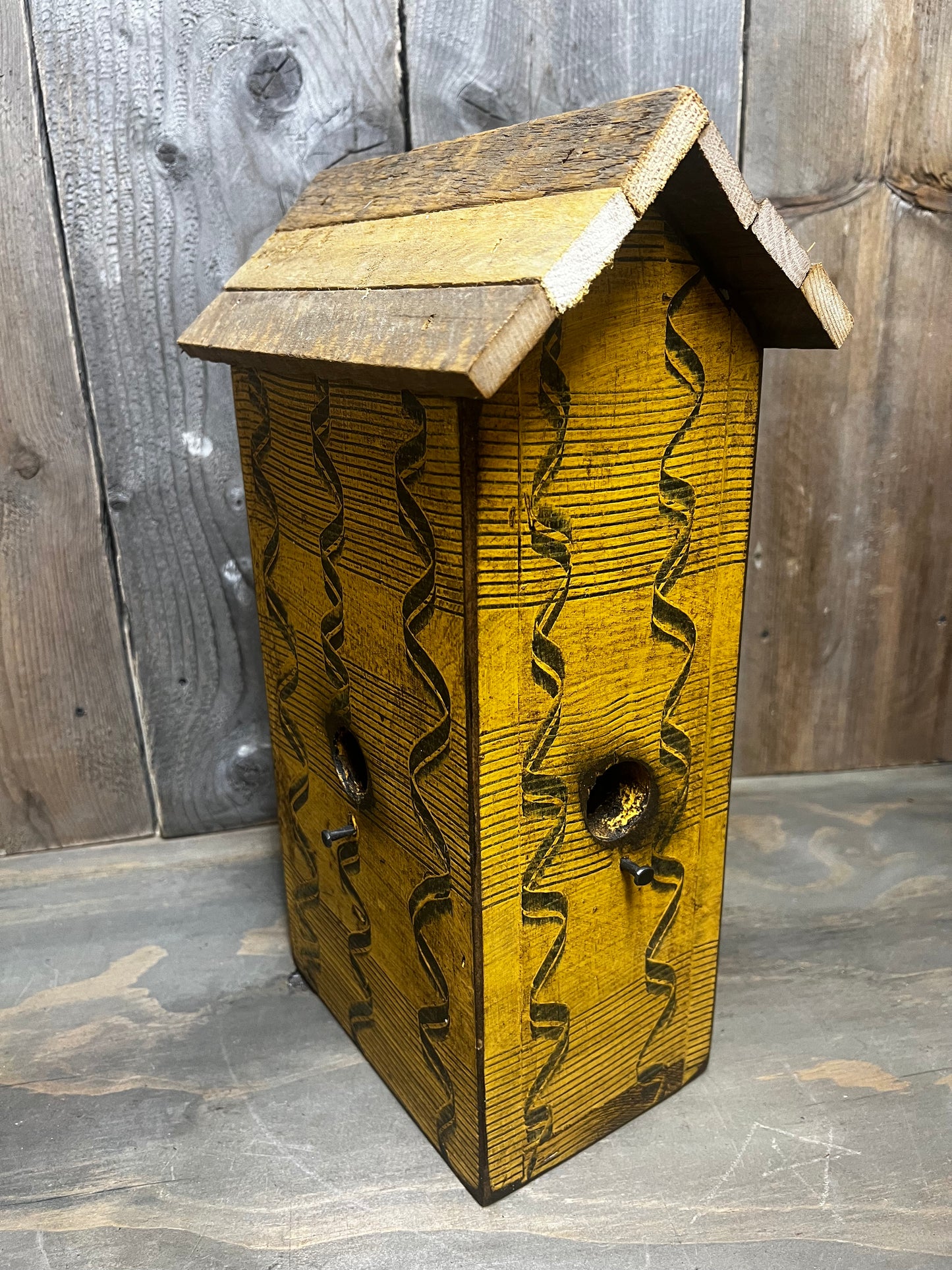 Birdhouse, 15.5" Combed, ASSORTED