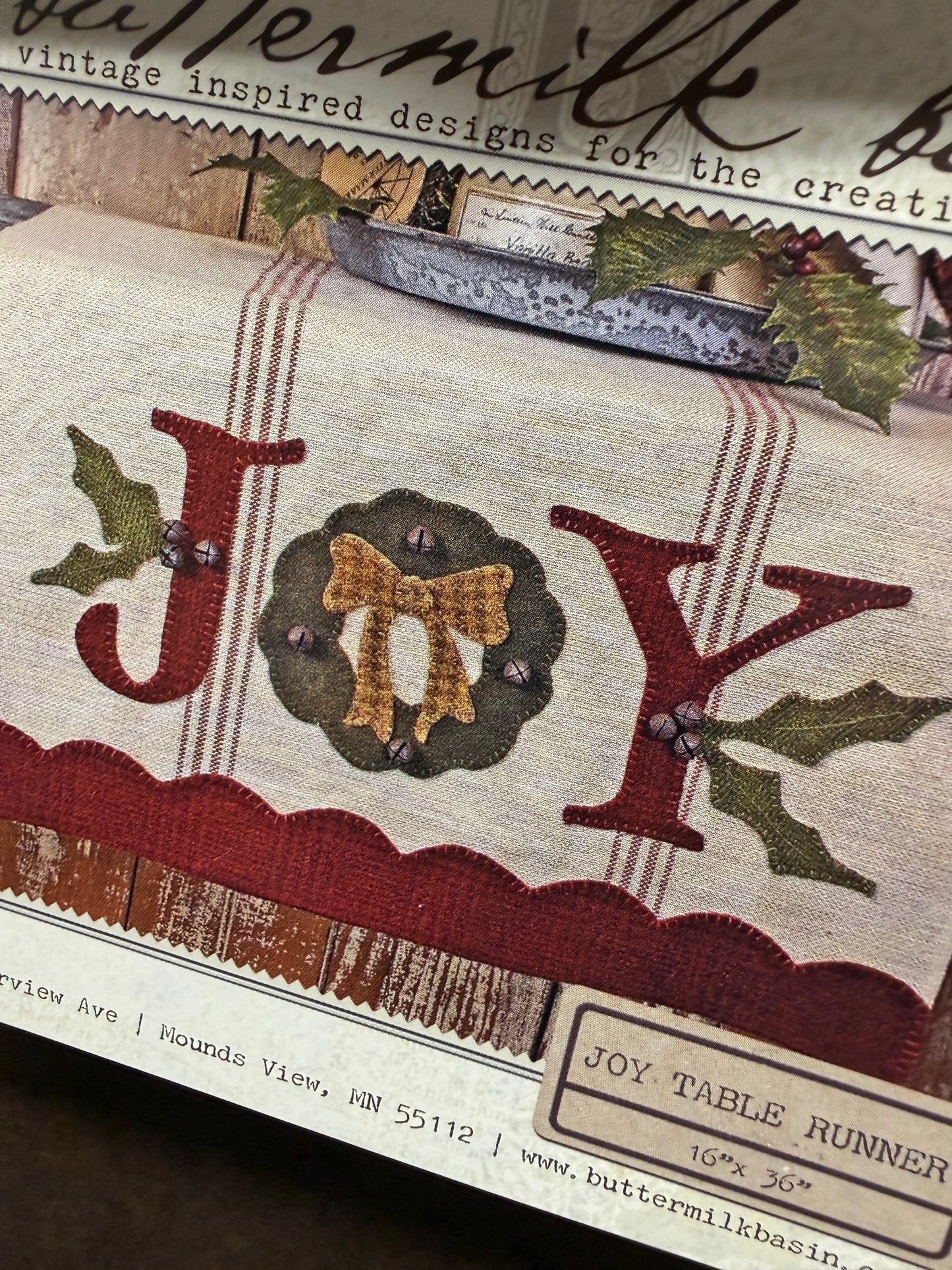 Pattern, WA, JOY TABLE RUNNER