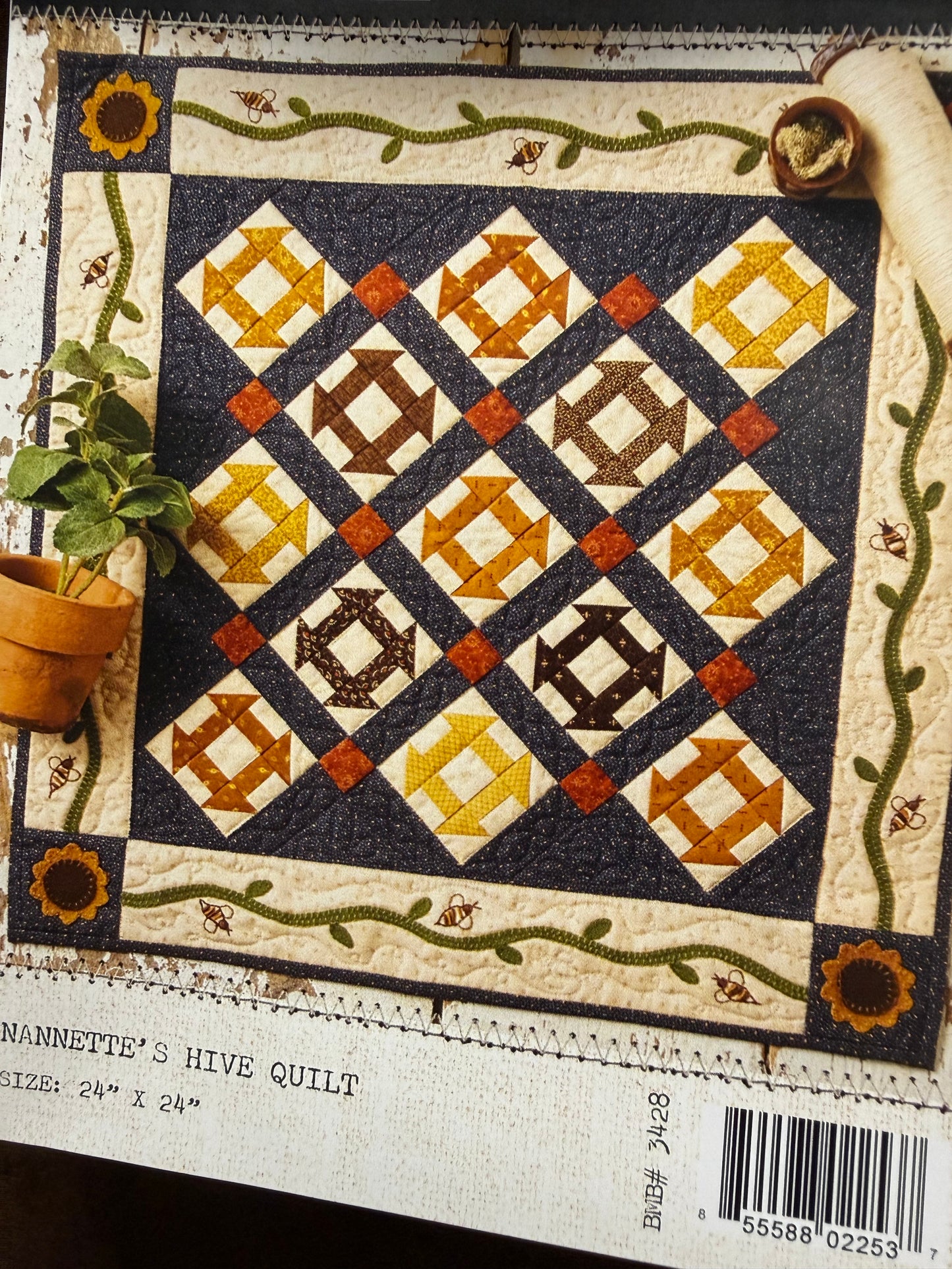 Pattern, NANNETTE'S HIVE QUILT