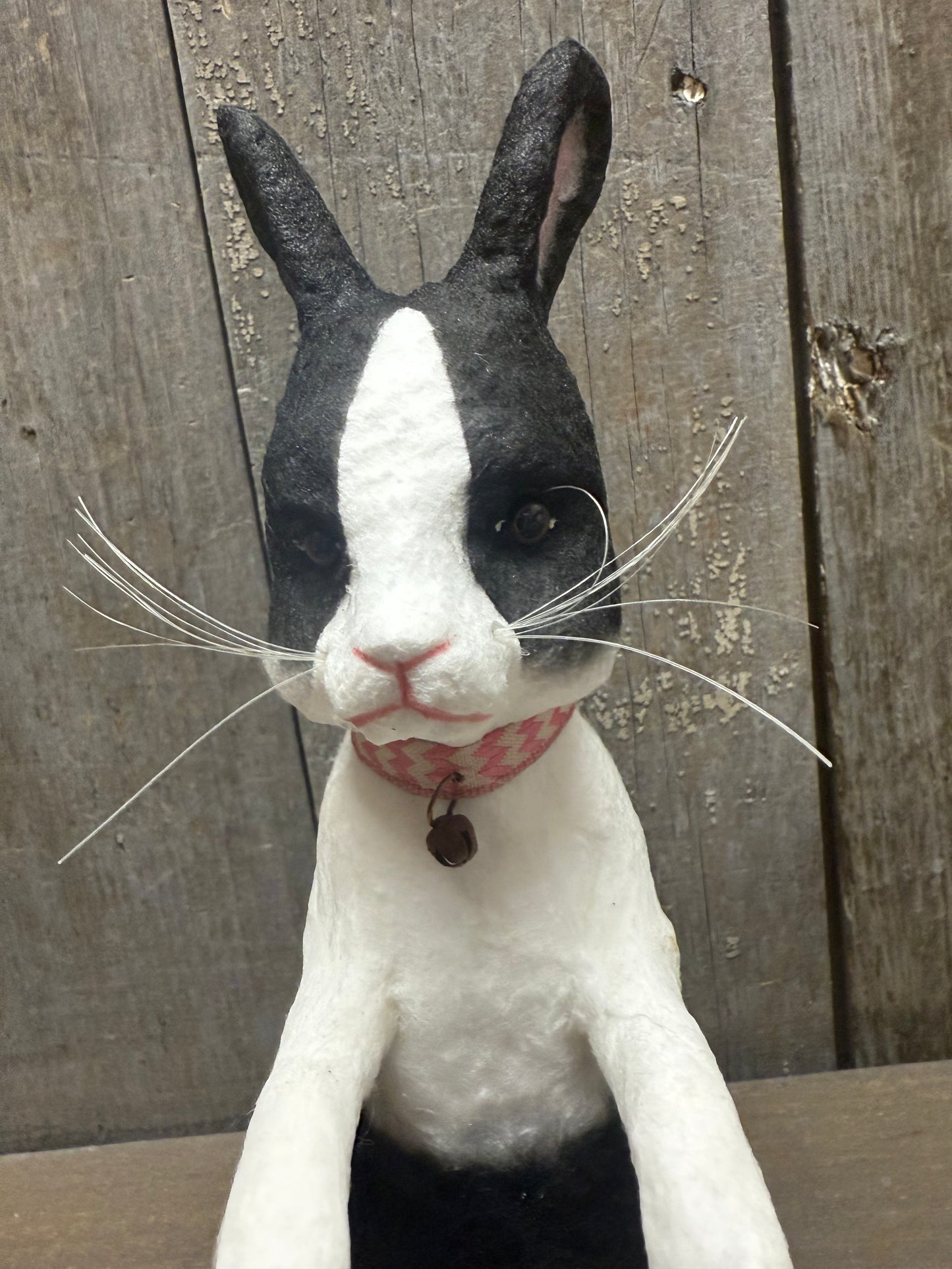 SMALL STANDING RABBIT, Assorted
