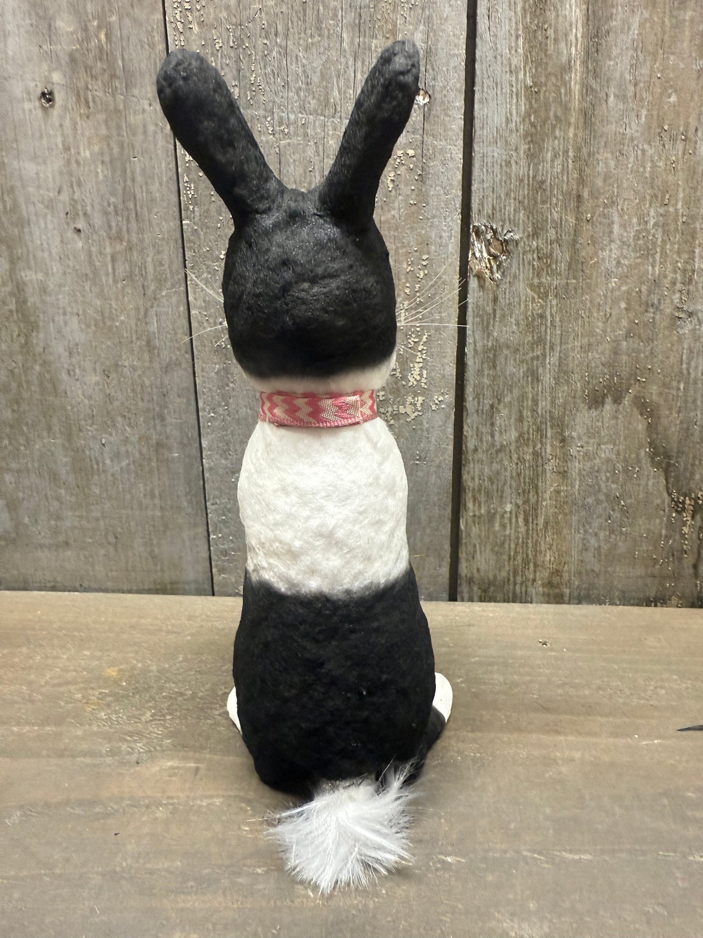 SMALL STANDING RABBIT, Assorted