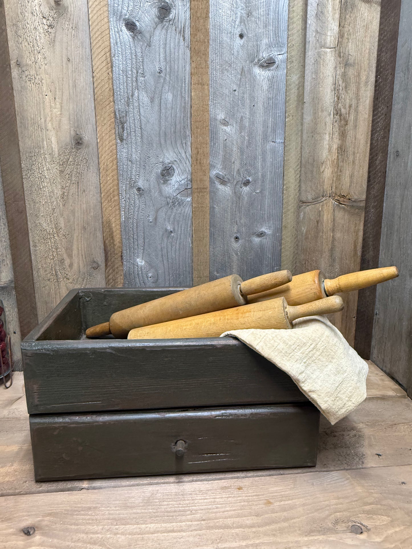 1 DRAWER CADDY, Distressed