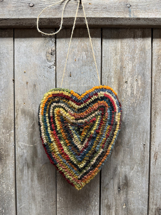 HOOKED HEART, 9.5" Wool, Assorted