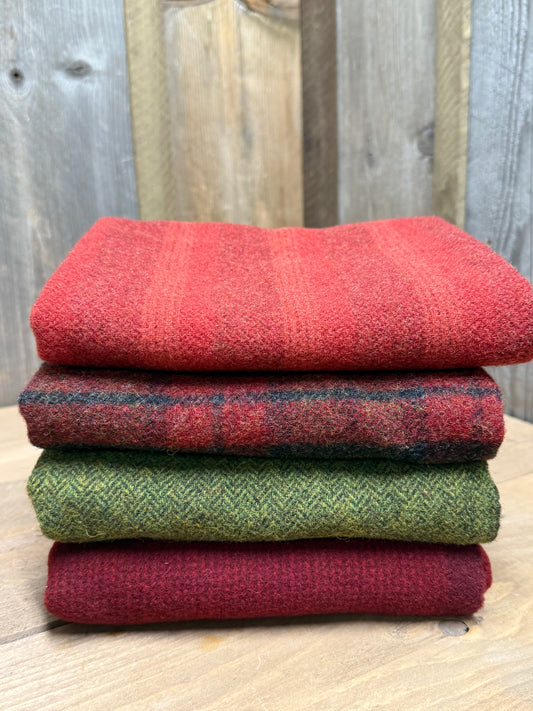Wool Bundle, Unwashed, CHRISTMAS TIME