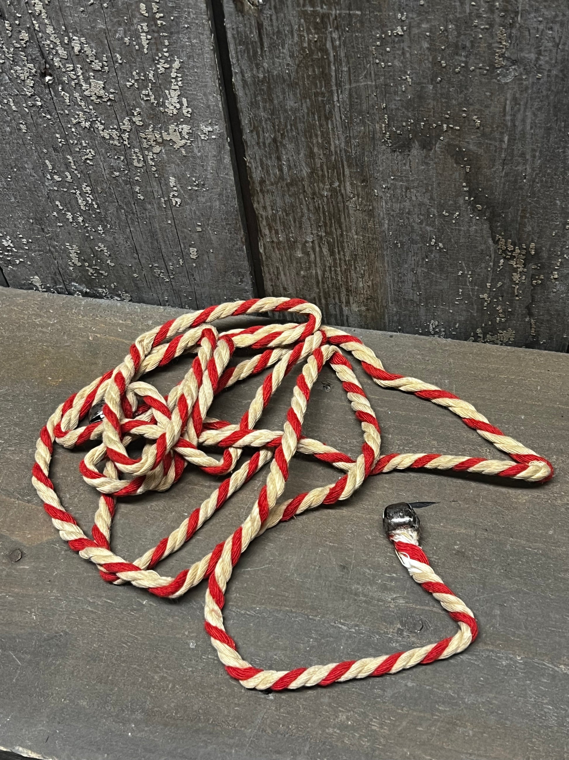 Candy Cane Using Rope Garland, 4', DARK CANDY CANE ROPE – Little Village Primitives
