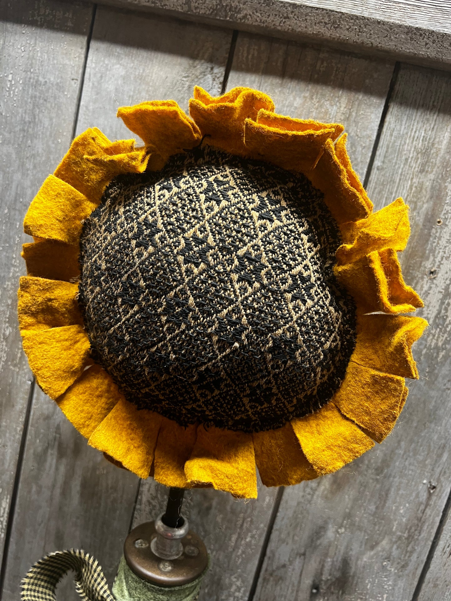 Sunflower/Spool W/ Thread, 26", ASSORTED