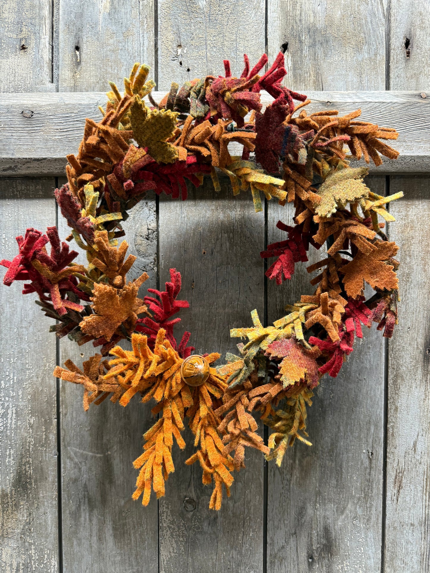 Wreath, Wool, 14", FALL LEAVES