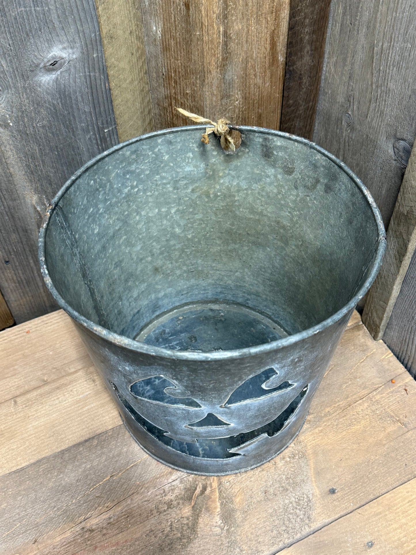 Bucket, JACK O' LANTERN