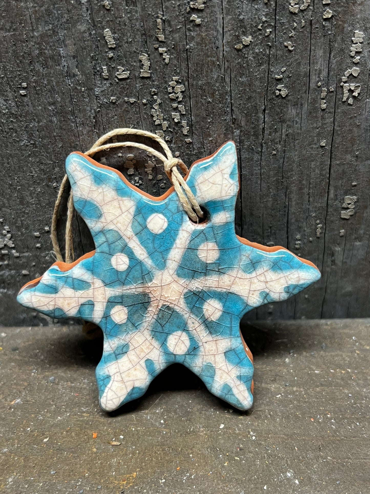 Ornament, Redware, FLURRY/BLUE/WHITE