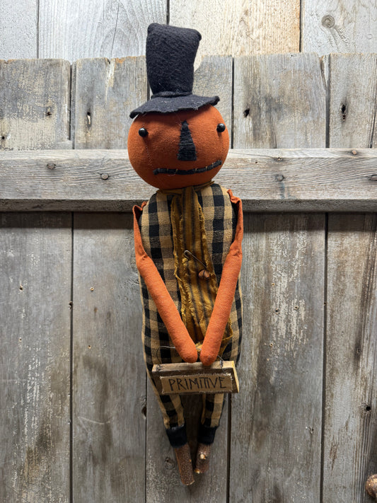 HANGING HENRY, 21"