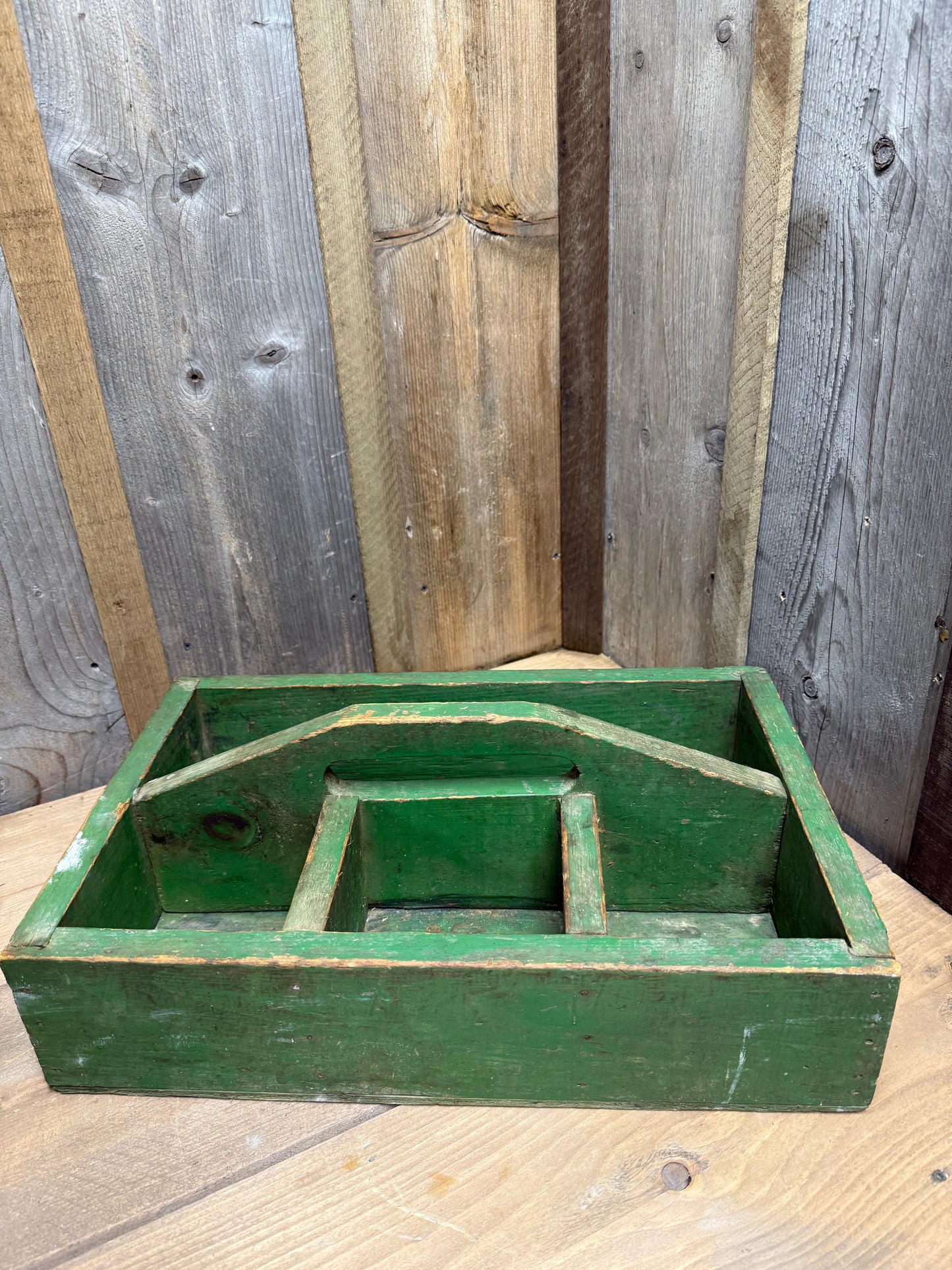 TOOL CADDY, 16", Green Paint