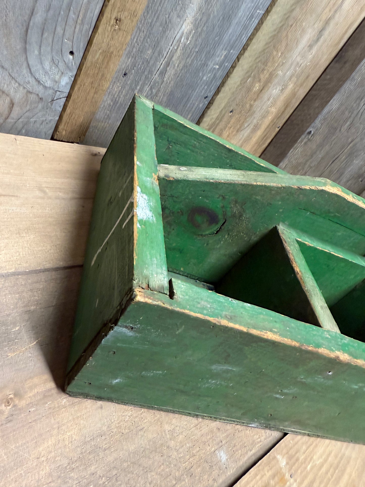 TOOL CADDY, 16", Green Paint