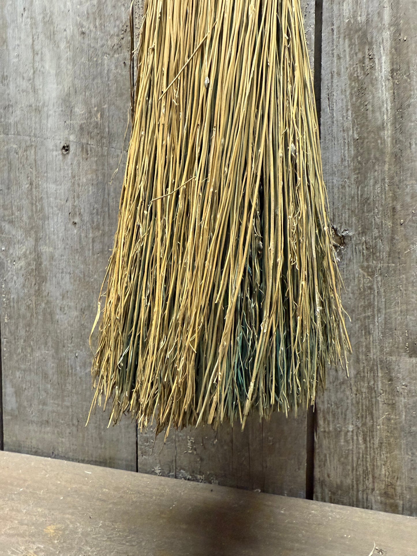 BROOM, 26", Spindle Handle