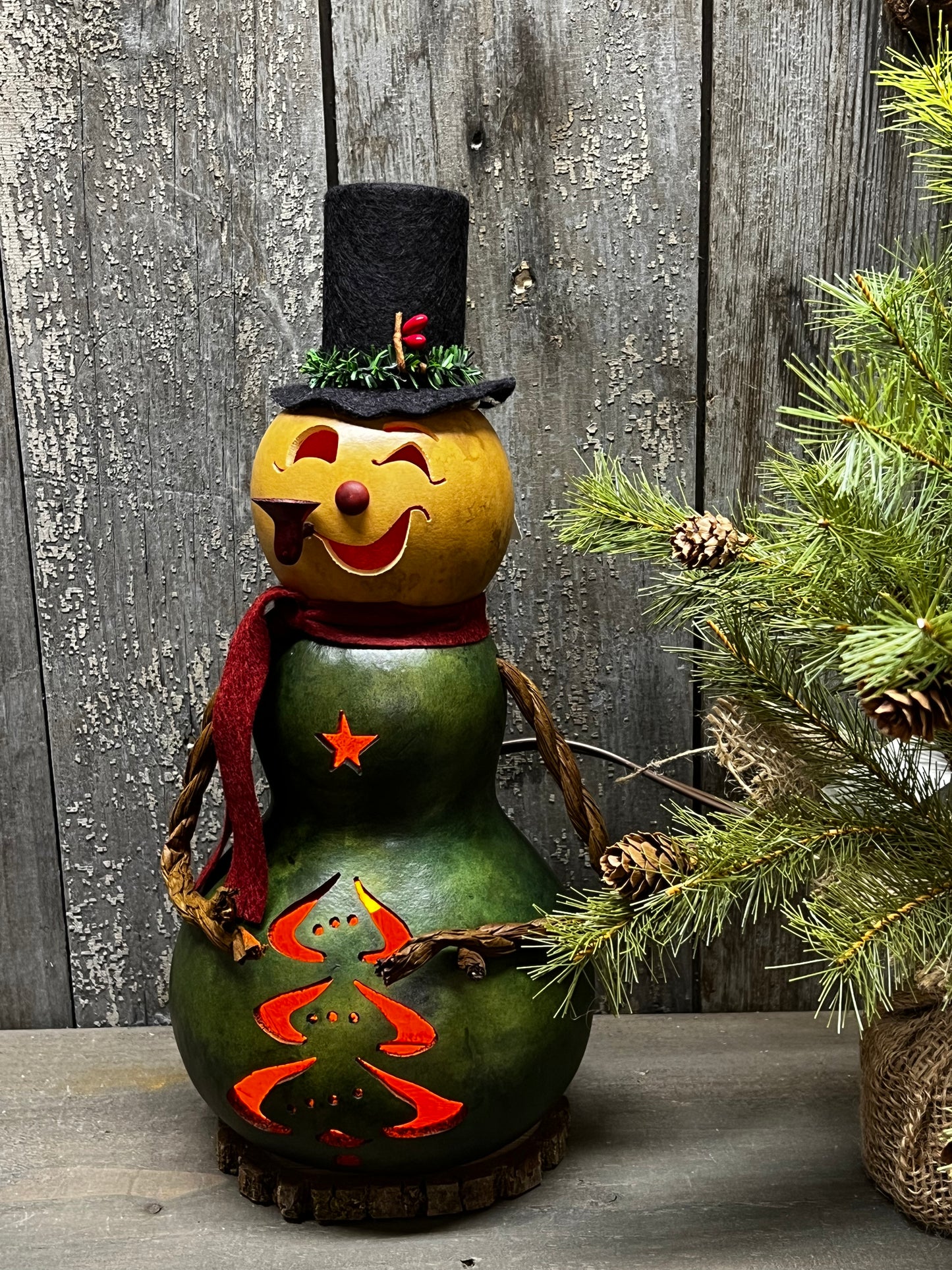 Snowman Gourd, Medium, Green, PINEWOOD