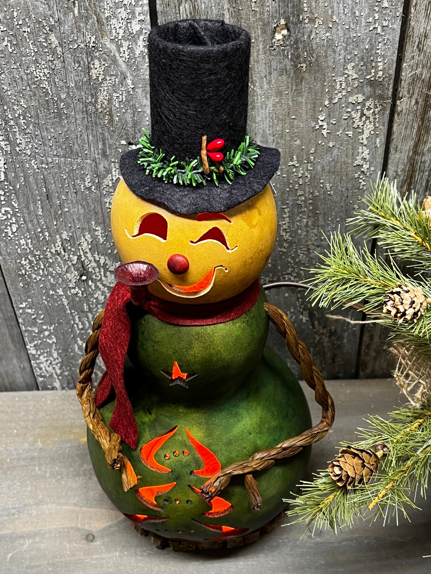 Snowman Gourd, Medium, Green, PINEWOOD