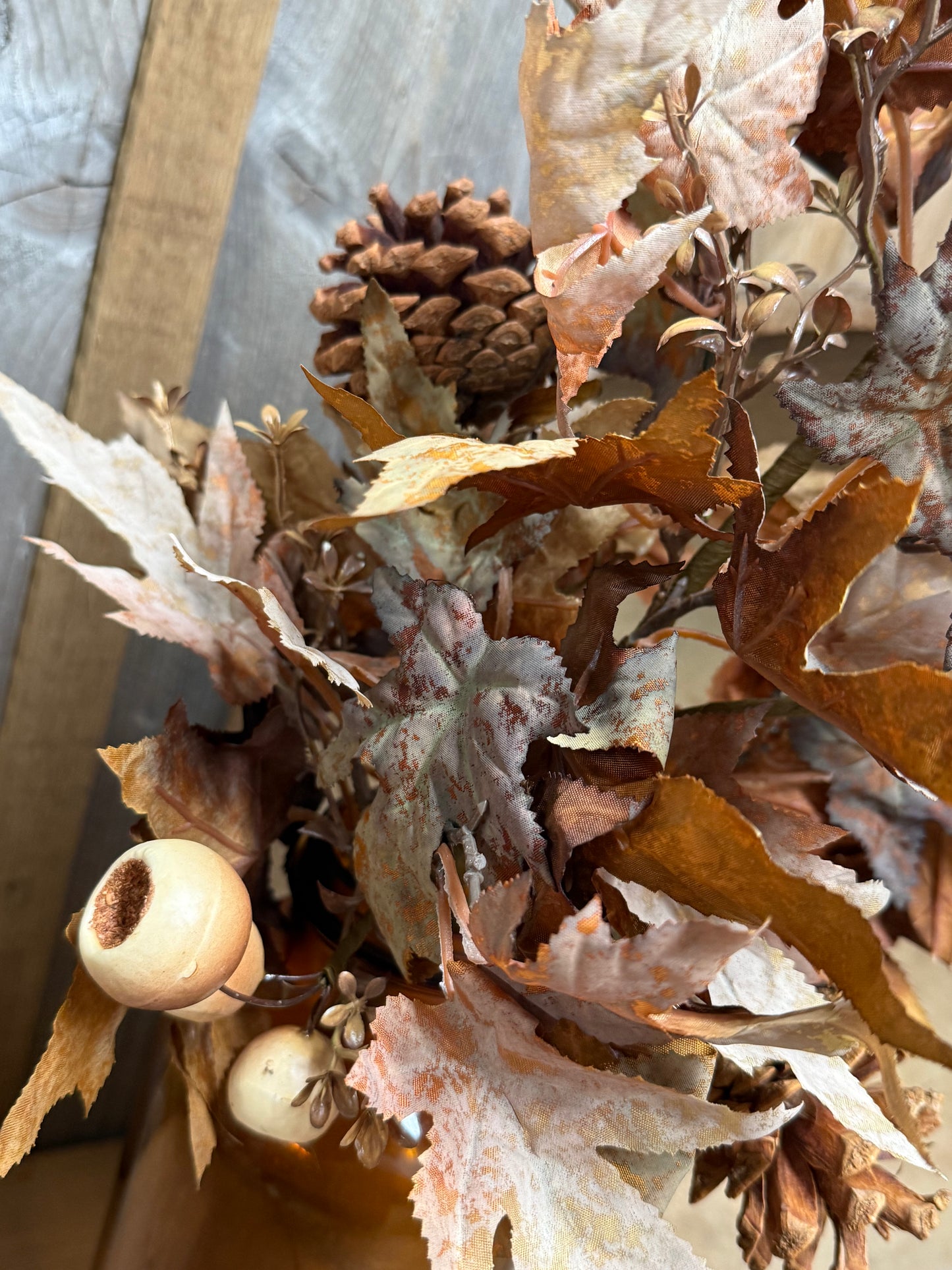 Bush, 18",  EARTHY MAPLE