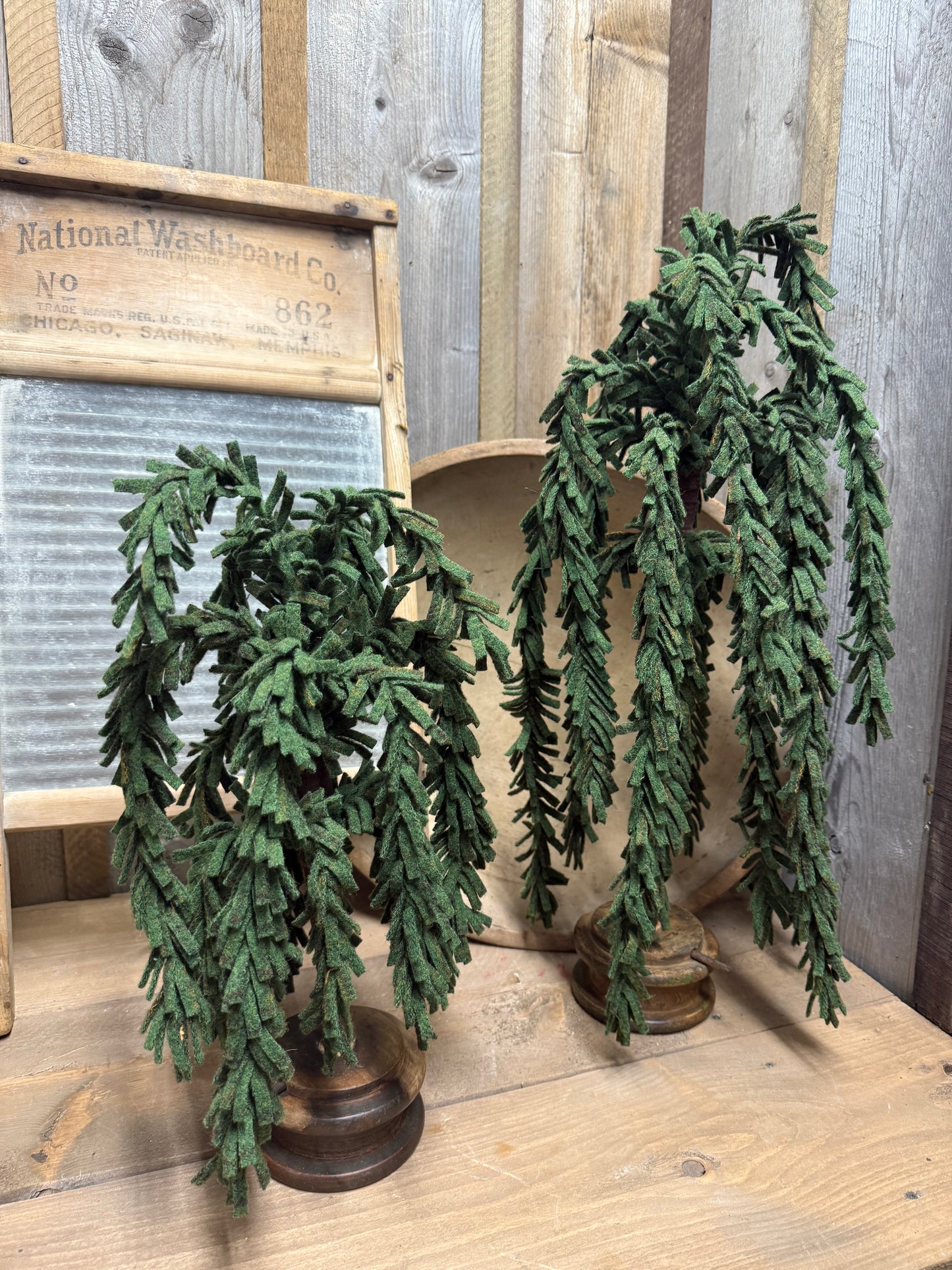 WILLOW TREE, Wool