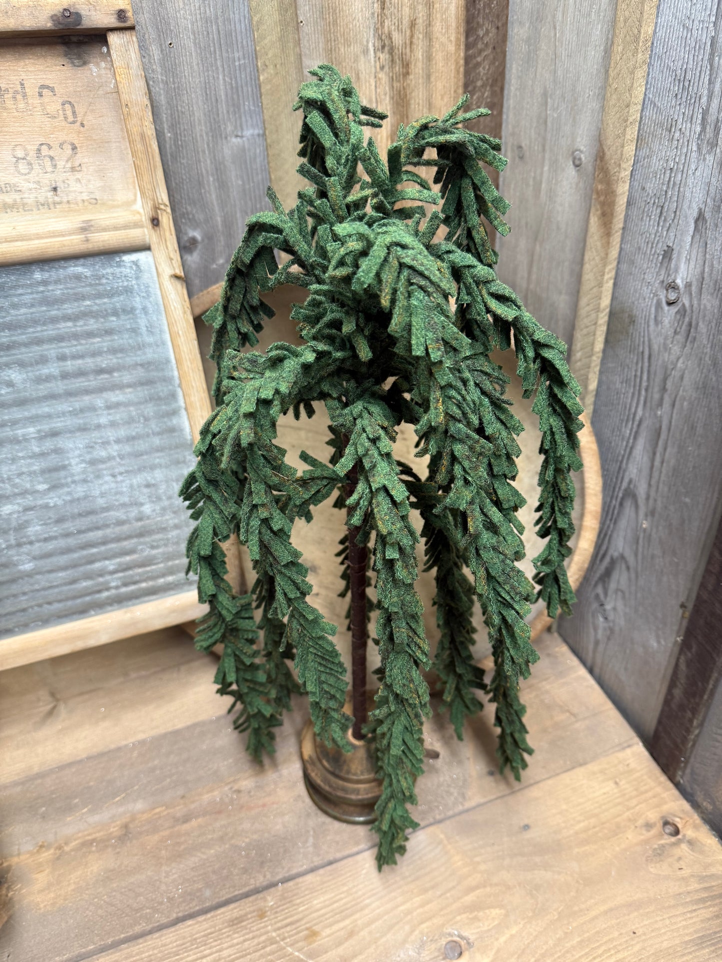 WILLOW TREE, Wool