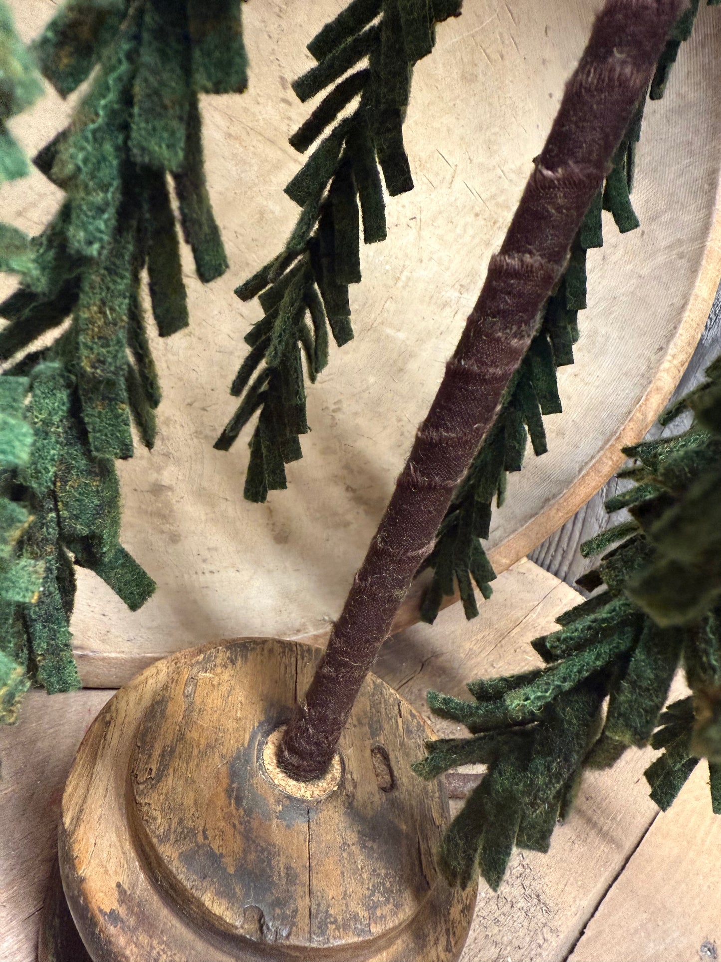 WILLOW TREE, Wool
