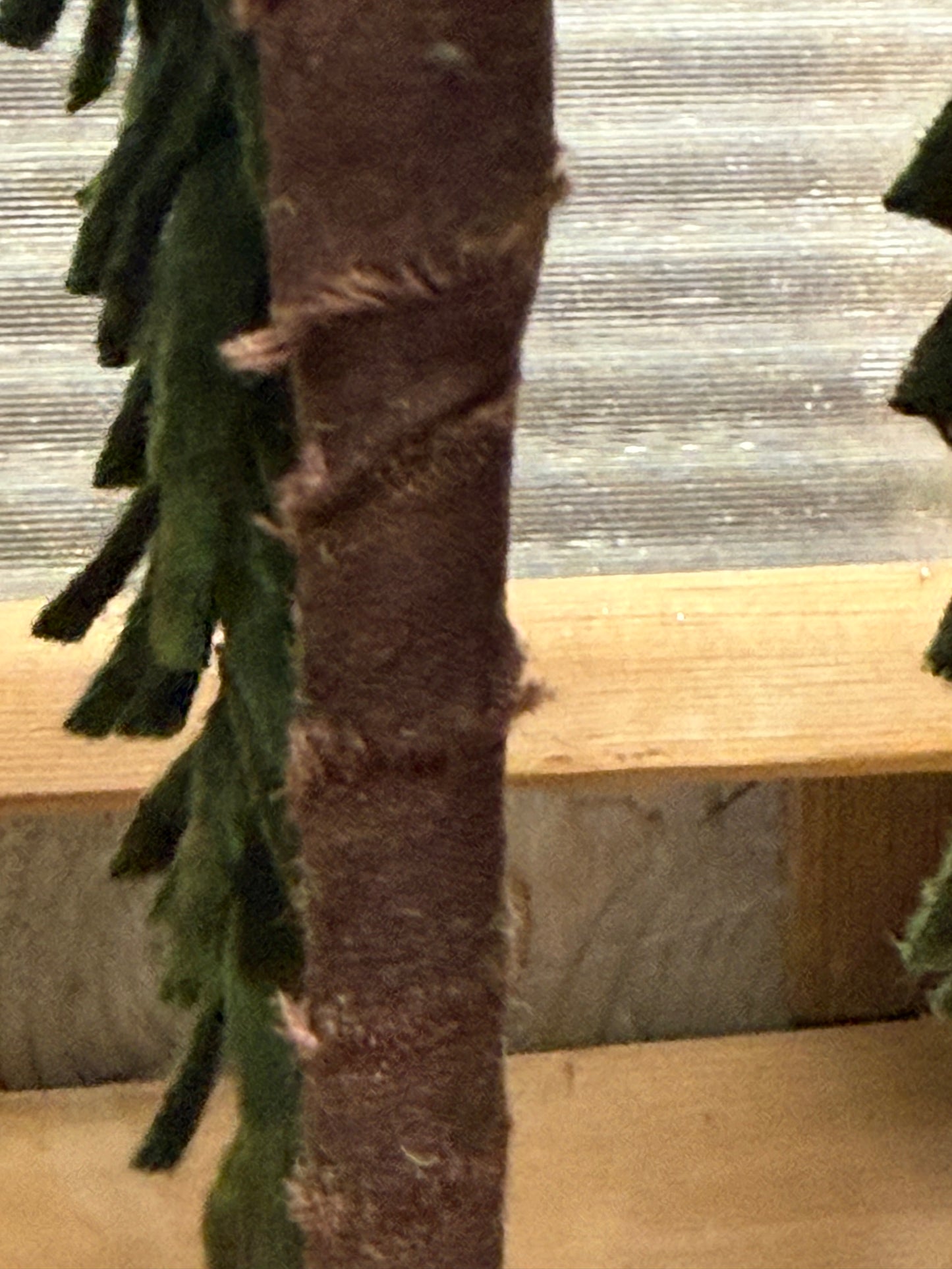 WILLOW TREE, Wool