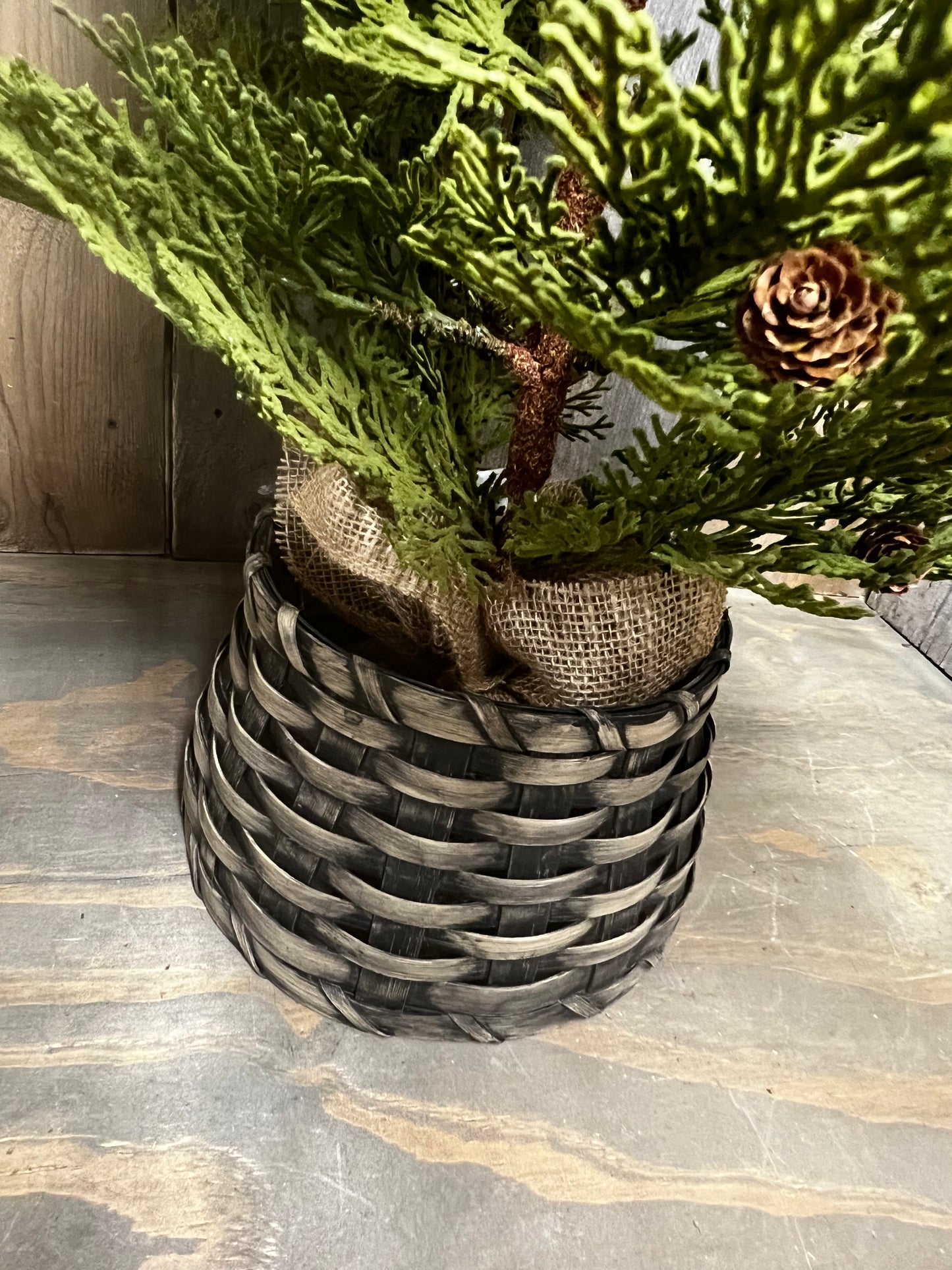 Tree Skirt Basket, MEDIUM