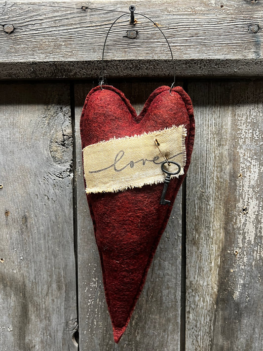 Hanging Heart w/ Key, 13", RED FELT