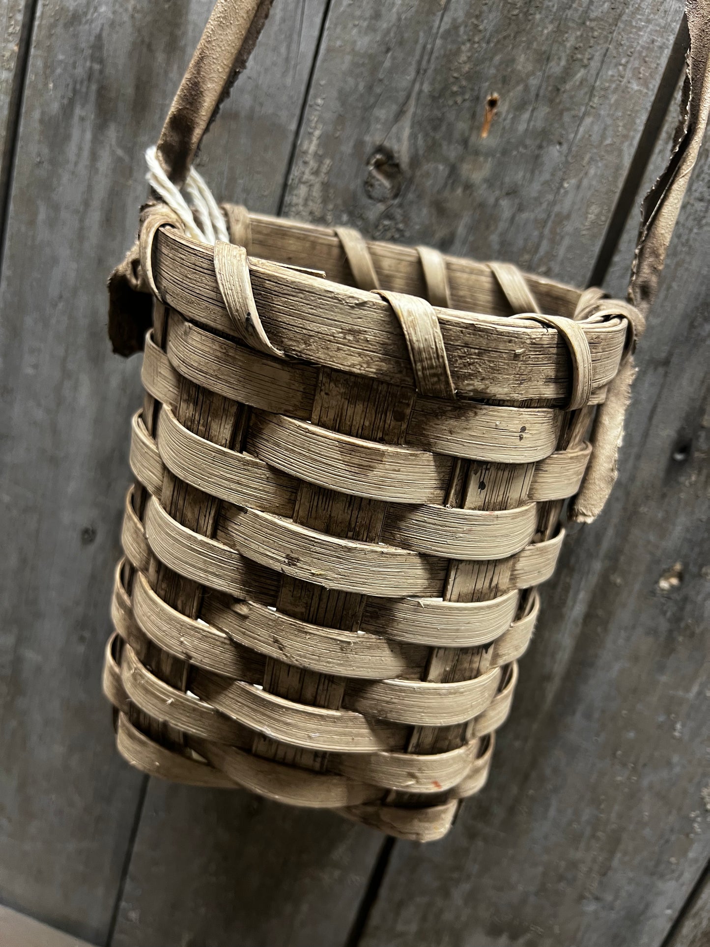 Basket, RAG HANDLE