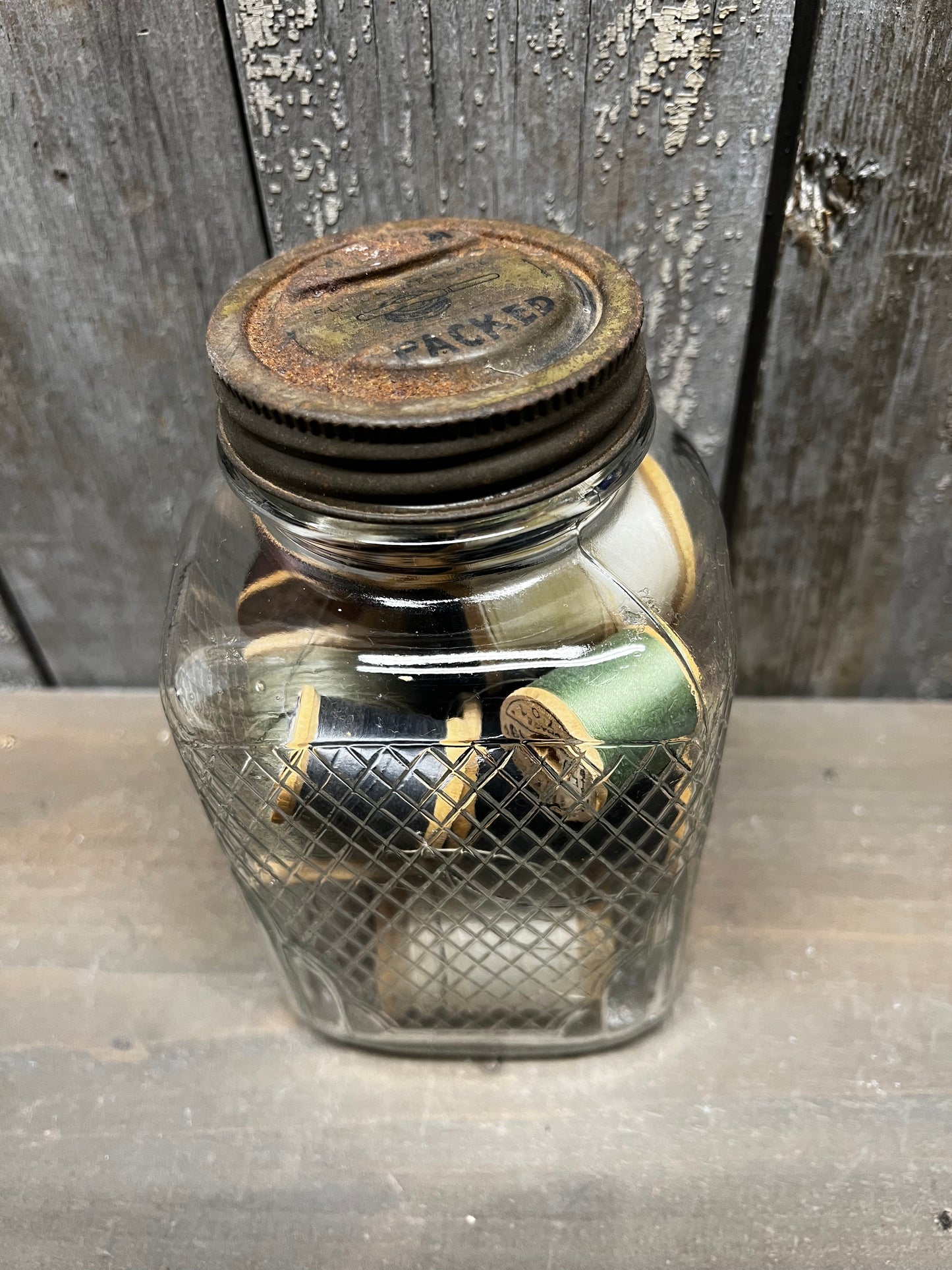 Jar w/ Old Thread