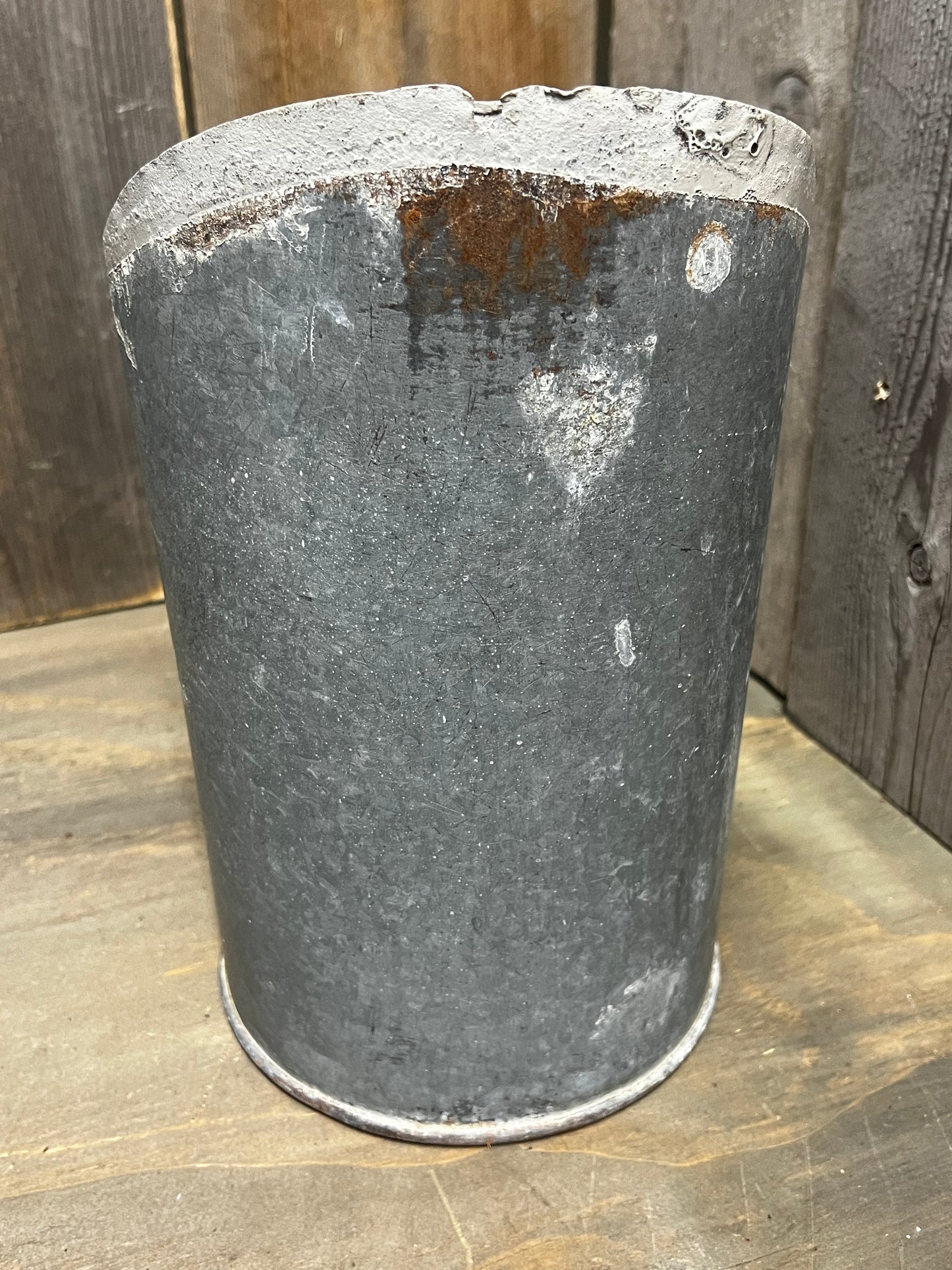Grain Scoop, METAL or RUSTY