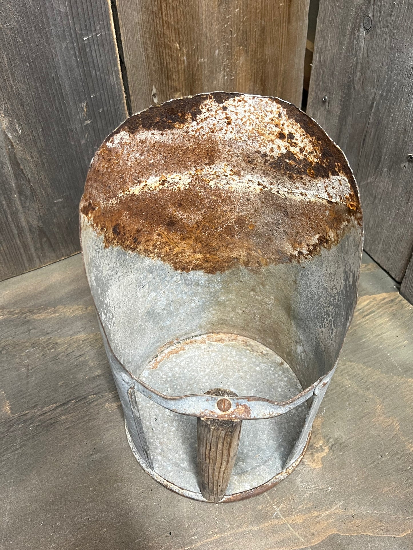 Grain Scoop, METAL or RUSTY