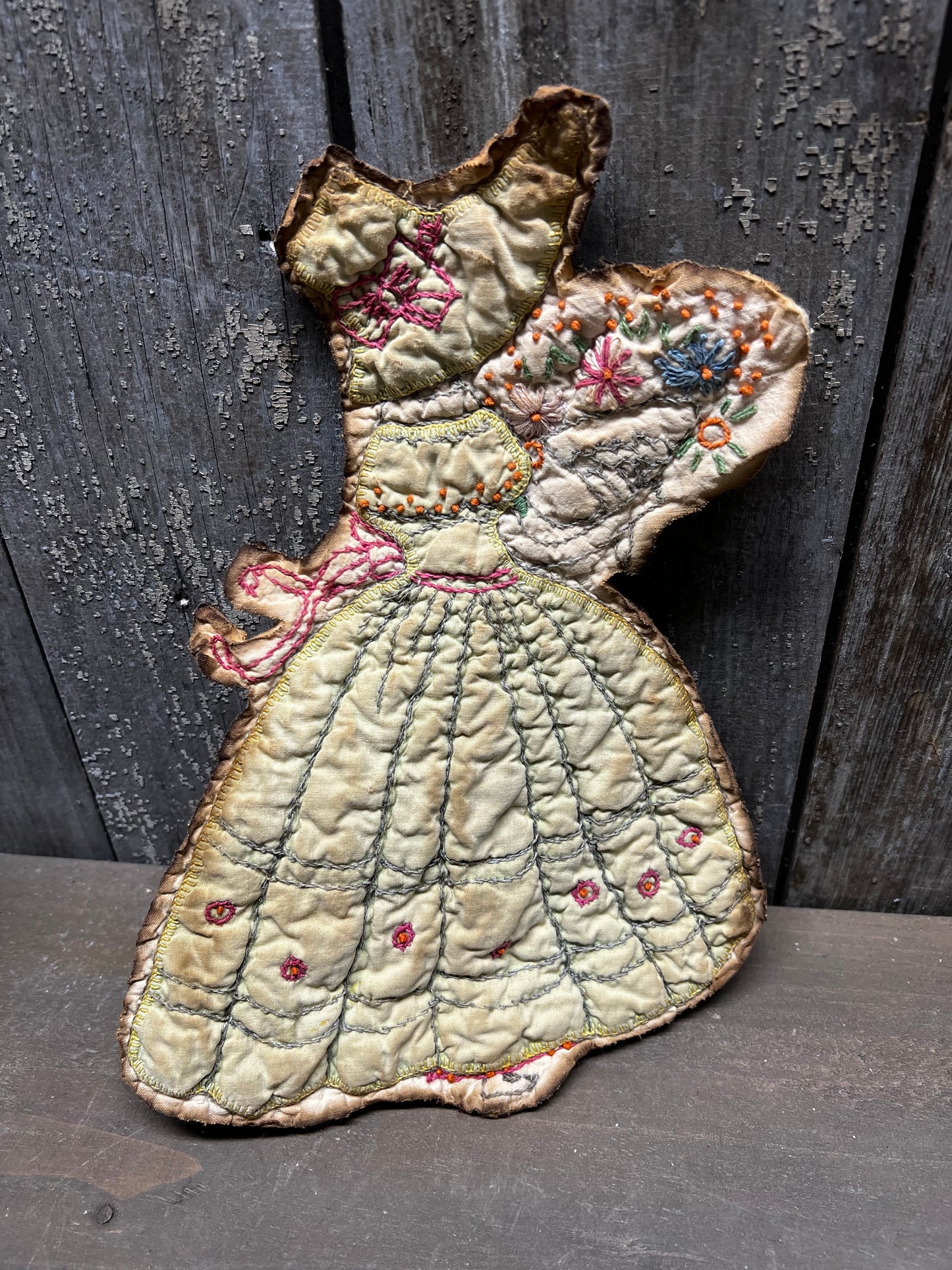 Quilt Remnant, Assorted, GIRL W/ FLOWERS