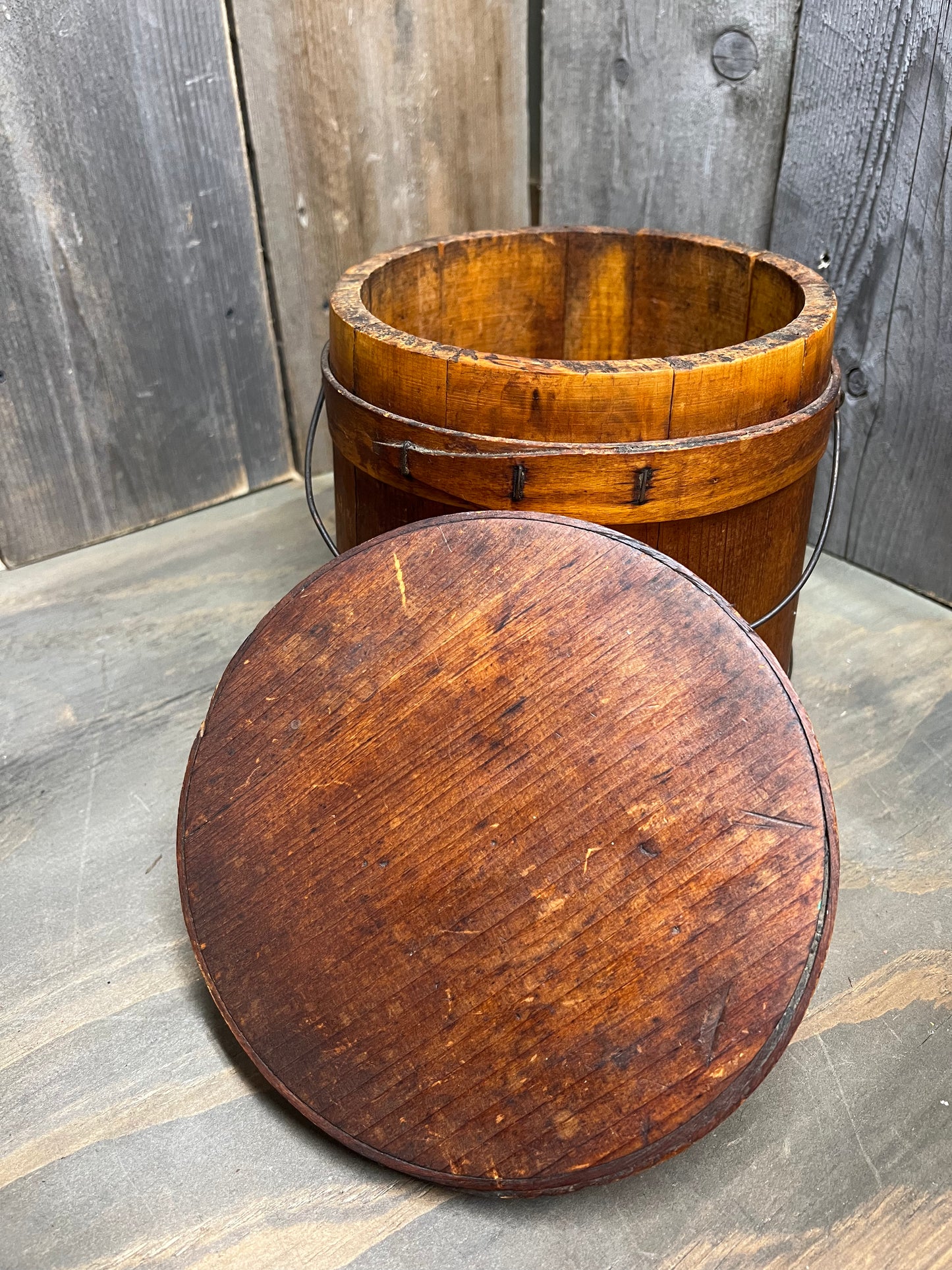 Firkin/Sugar Bucket, 1 BENTWOOD/1 WIRE BAND