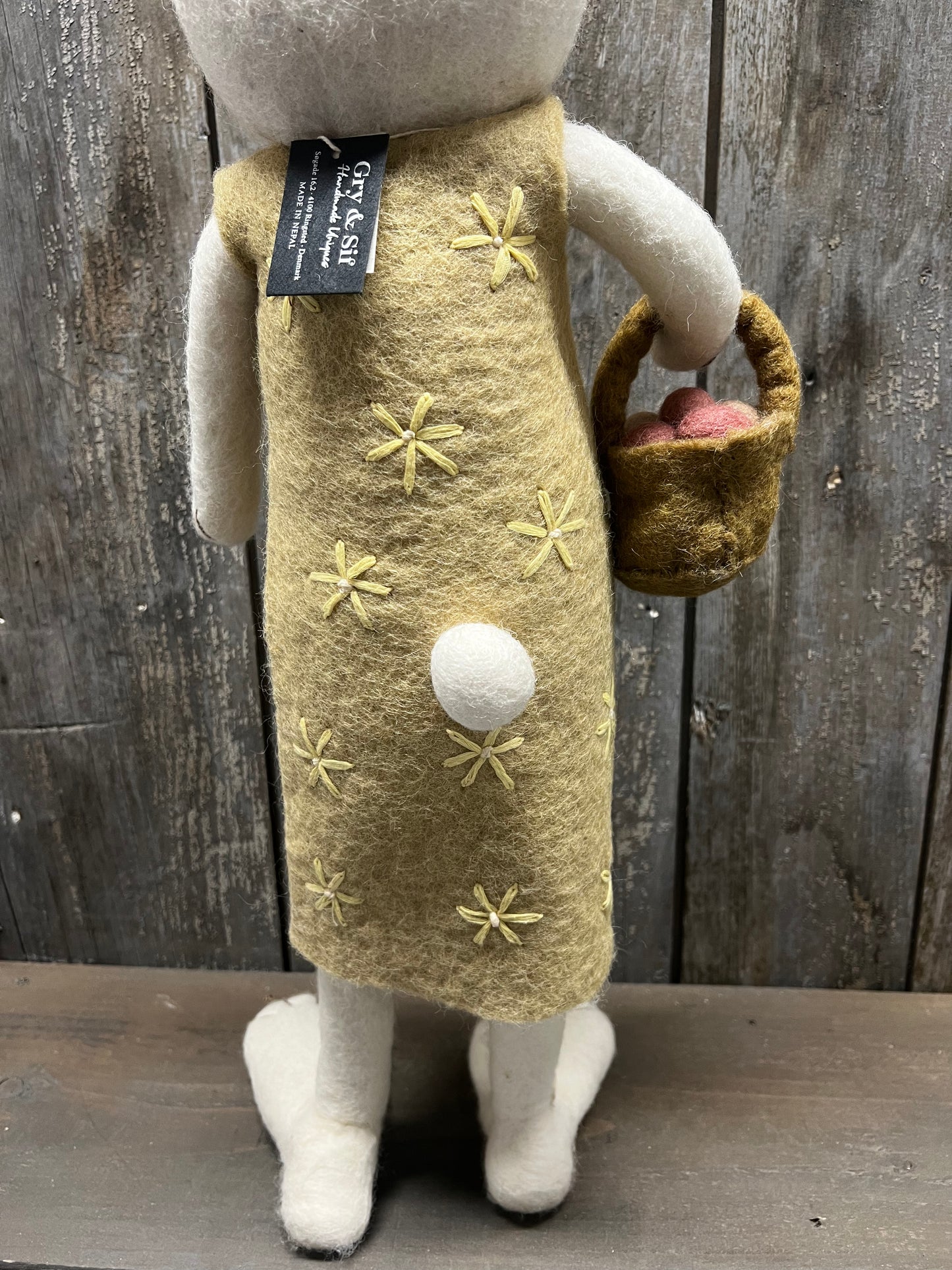 Bunny, XL Felted, WHITE W/YELLOW DRESS & BASKET OF EGG