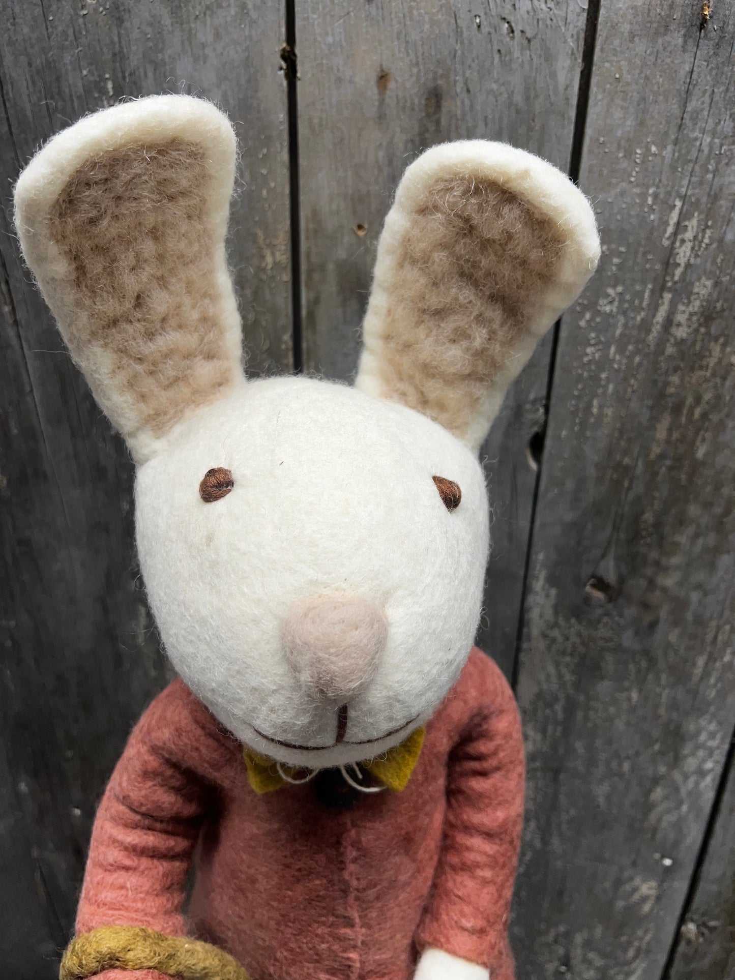 Bunny, XL Felted, WHITE W/ PANTS, JACKET & BASKET OF EGG