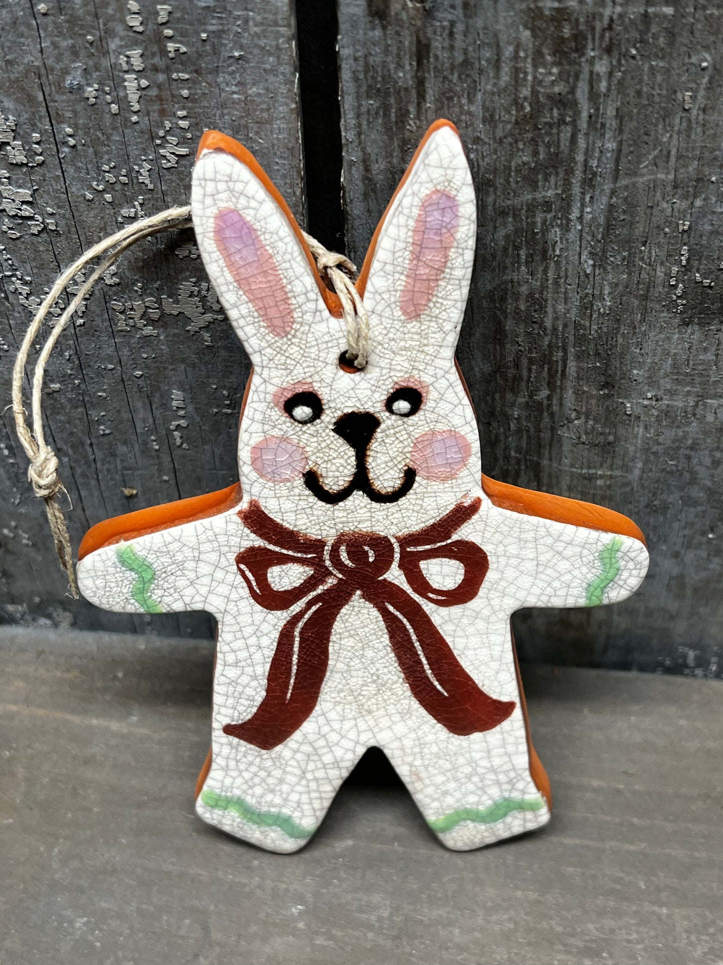 Ornament, STANDING BUNNY w/ Bow