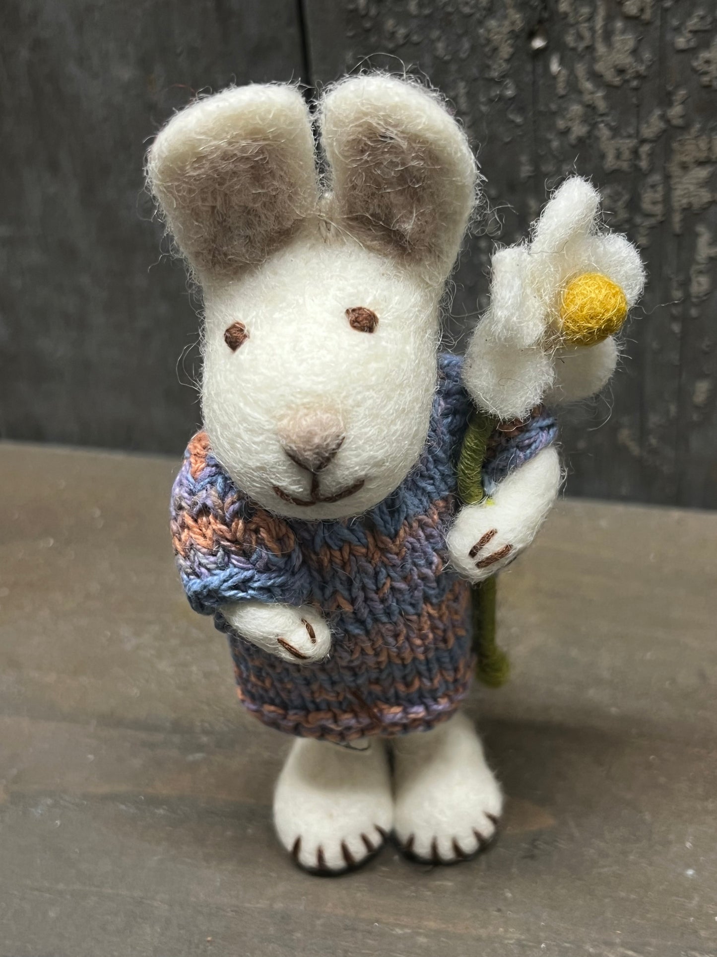 Bunny, Small Felted, WHITE W/ COLORED DRESS & WHITE DAISY