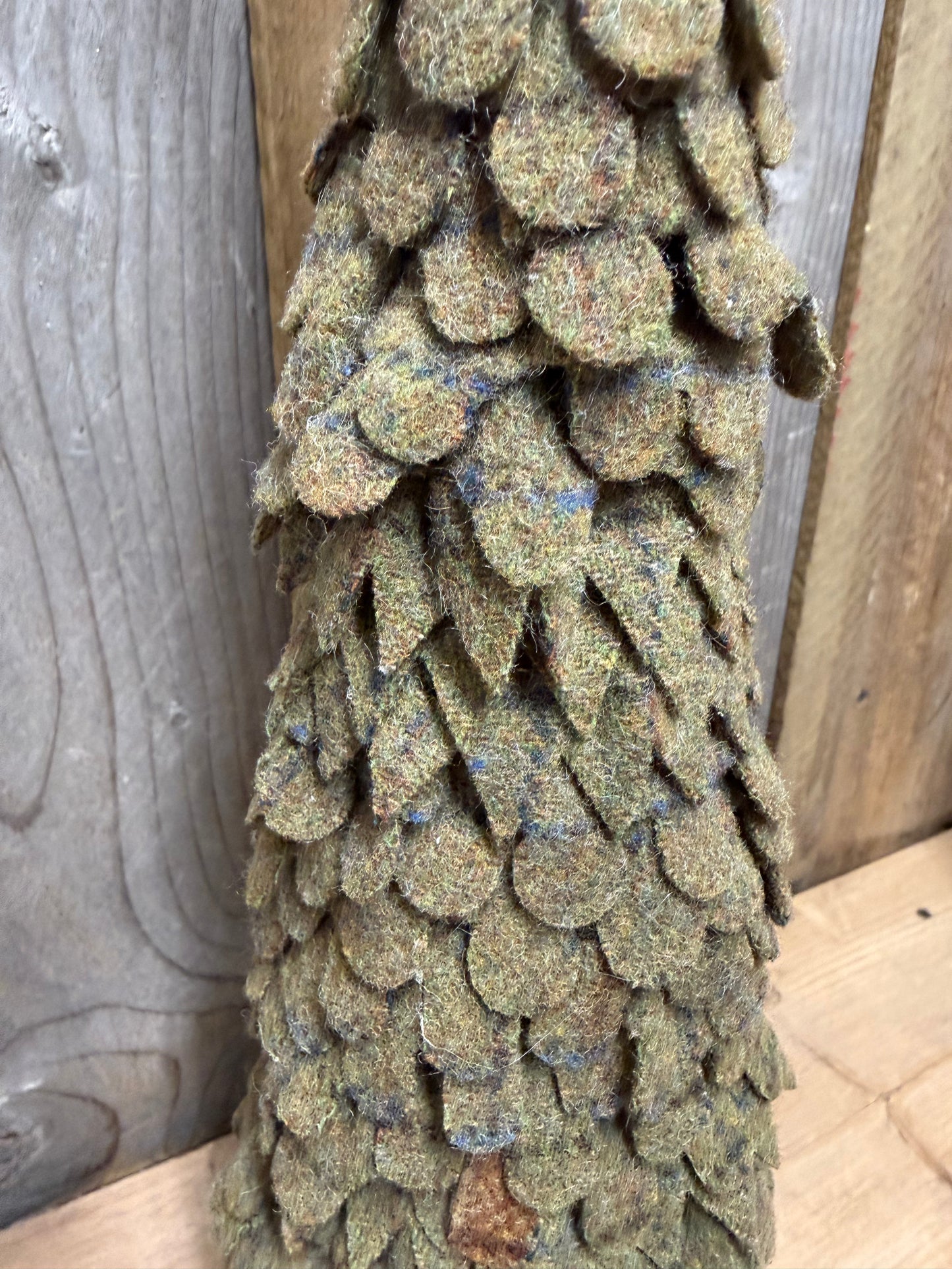 Class, WEDNESDAY 11/11, 10am start, WOOL CONE TREE