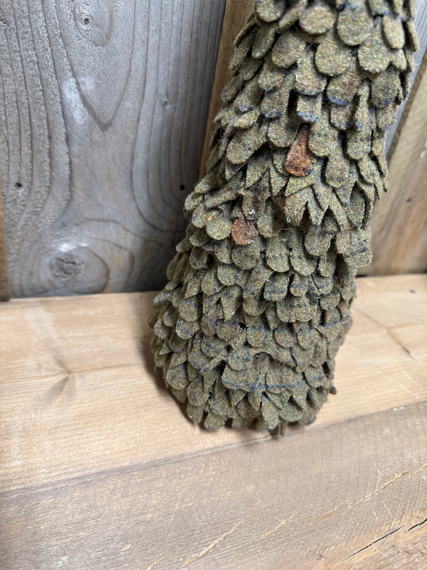 Class, WEDNESDAY 11/11, 10am start, WOOL CONE TREE