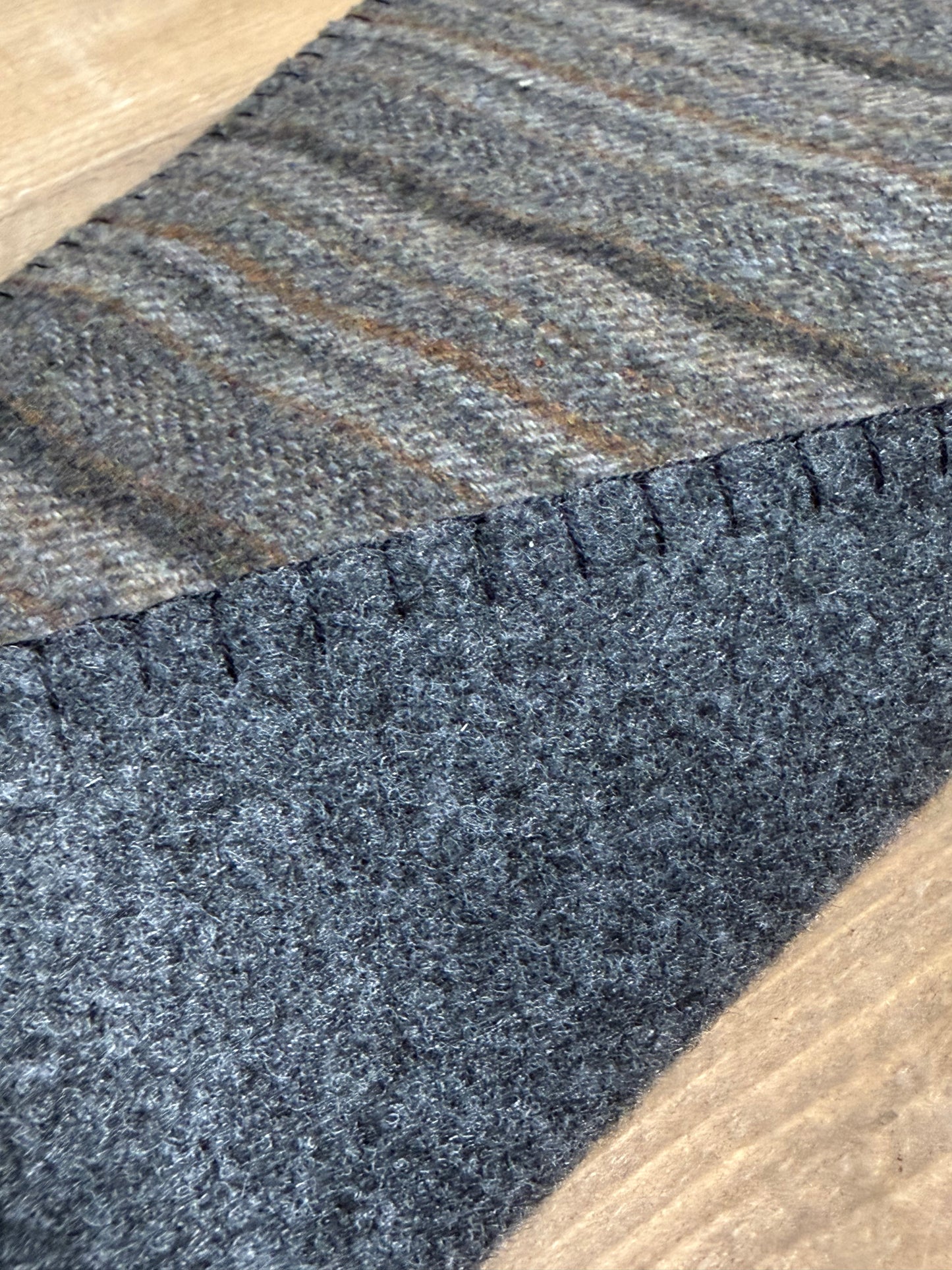 Class, SATURDAY 2/21, 10am start, Wool Applique, DAISY RUNNER