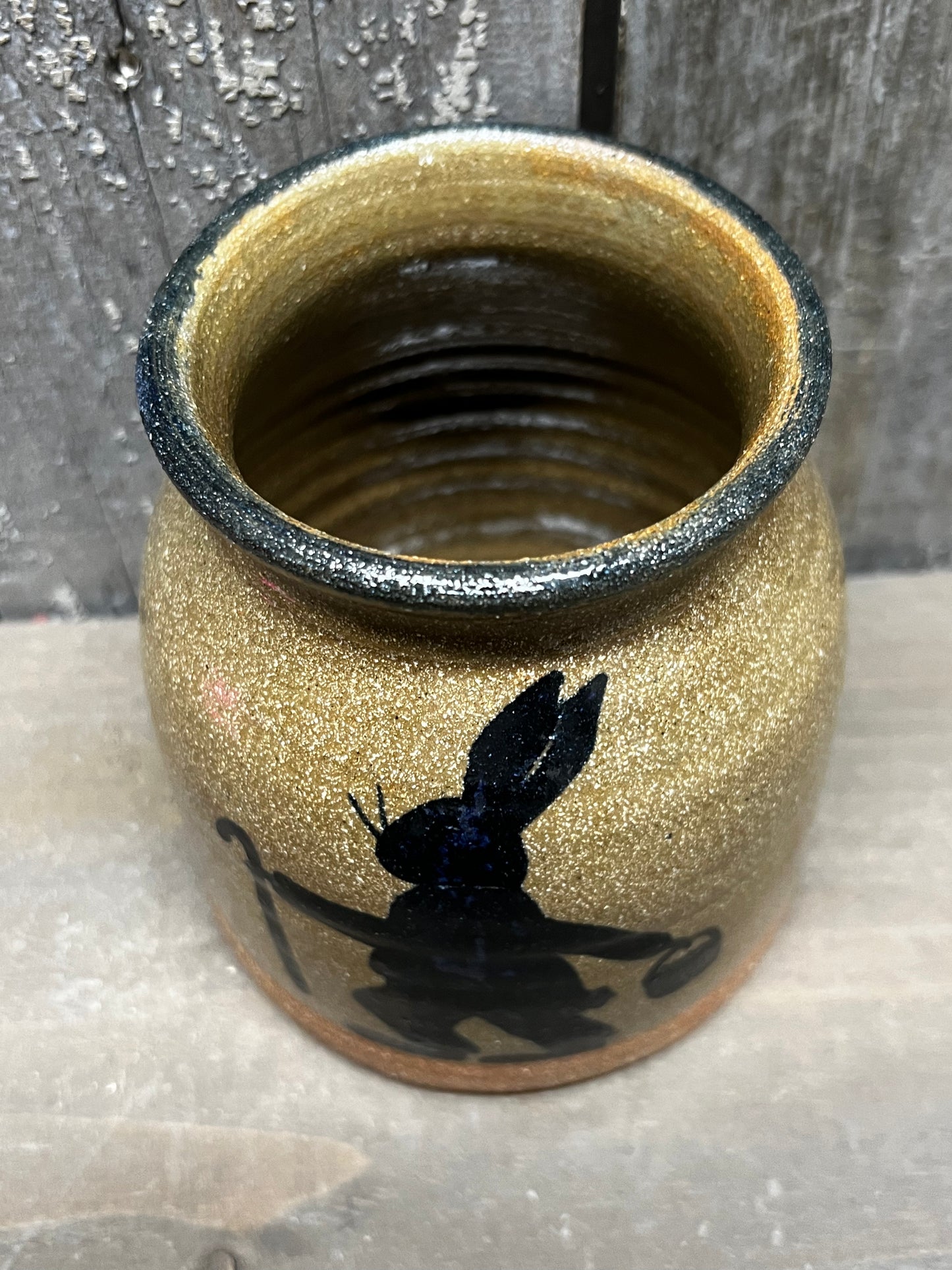 Canning Crock, Small, RABBIT/CANE/BASKET