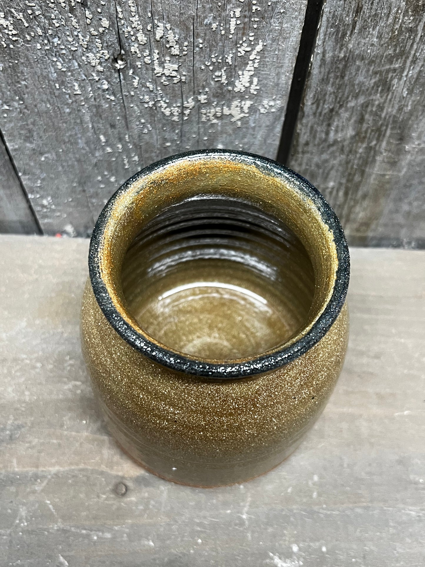 Canning Crock, Small, RABBIT/CANE/BASKET