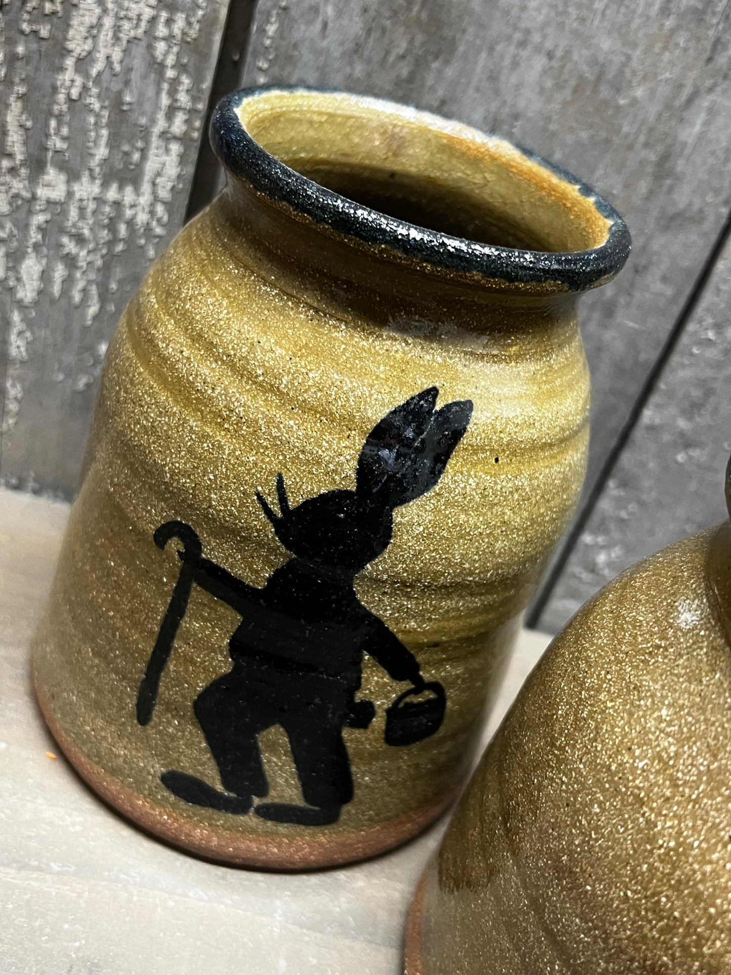 Canning Crock, Small, RABBIT/CANE/BASKET