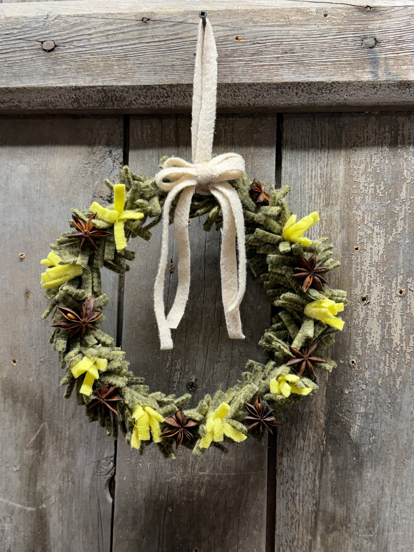 Wool Wreath, Assorted